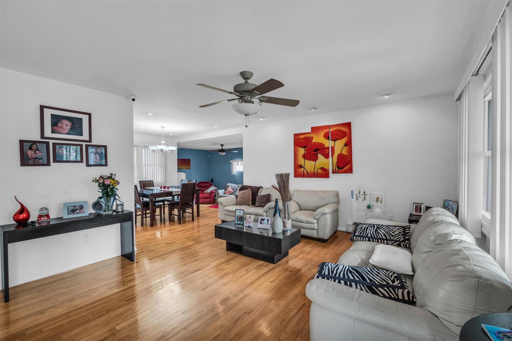 Single Family New Hampshire  Suffolk County, NY 11706, MLS-858684-4