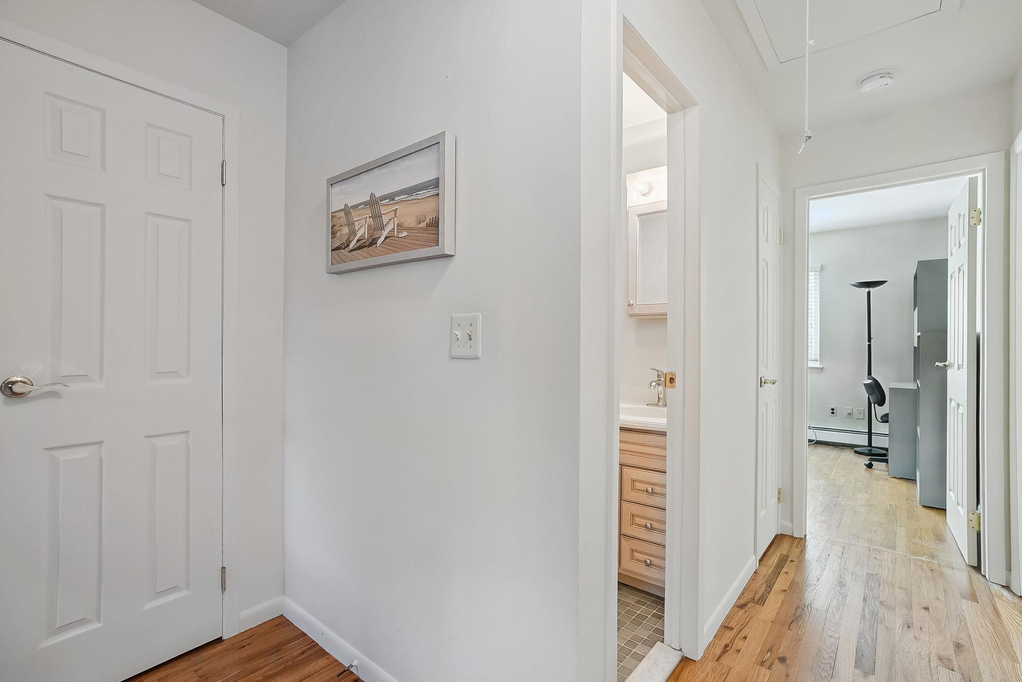 Single Family Robin  Westchester County, NY 10520, MLS-858694-18