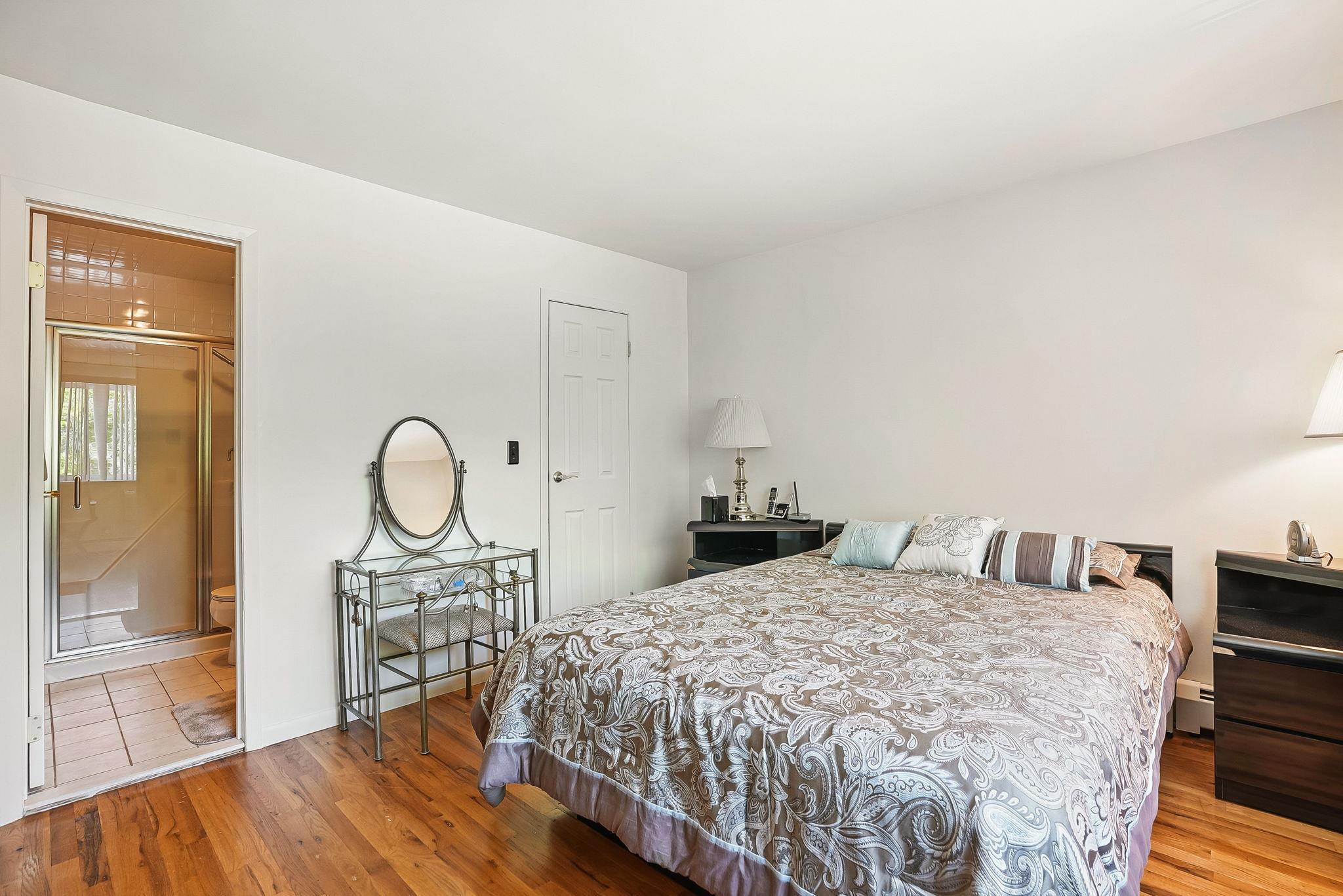 Single Family Robin  Westchester County, NY 10520, MLS-858694-19