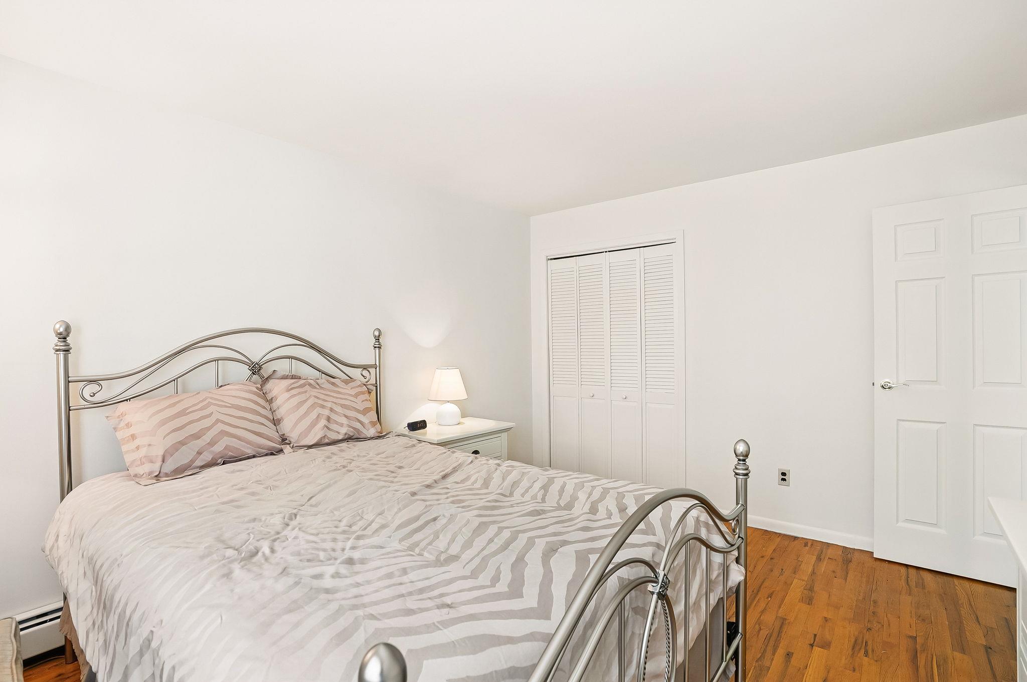 Single Family Robin  Westchester County, NY 10520, MLS-858694-23