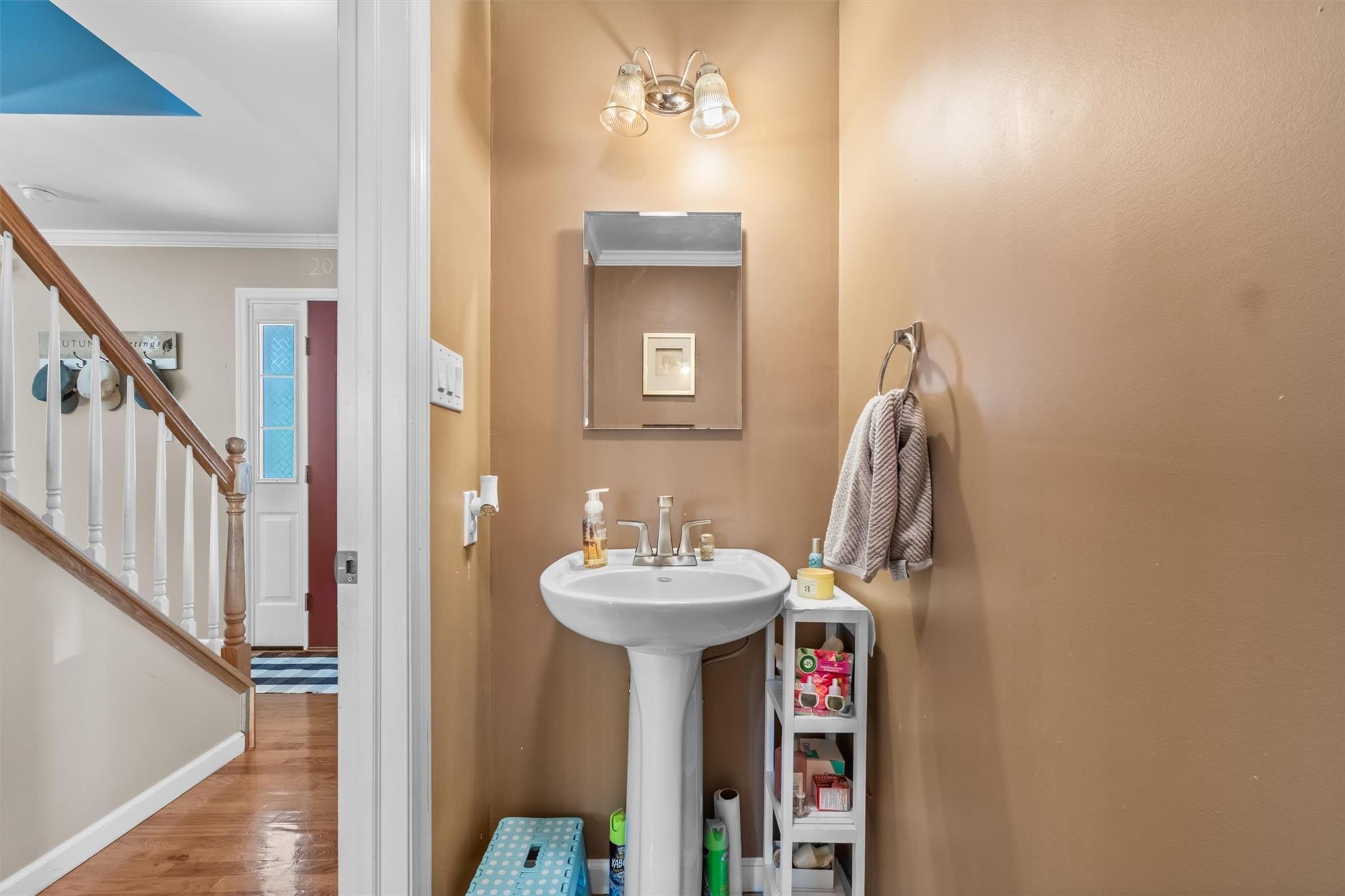 Single Family Oakwood  Westchester County, NY 10566, MLS-858701-15