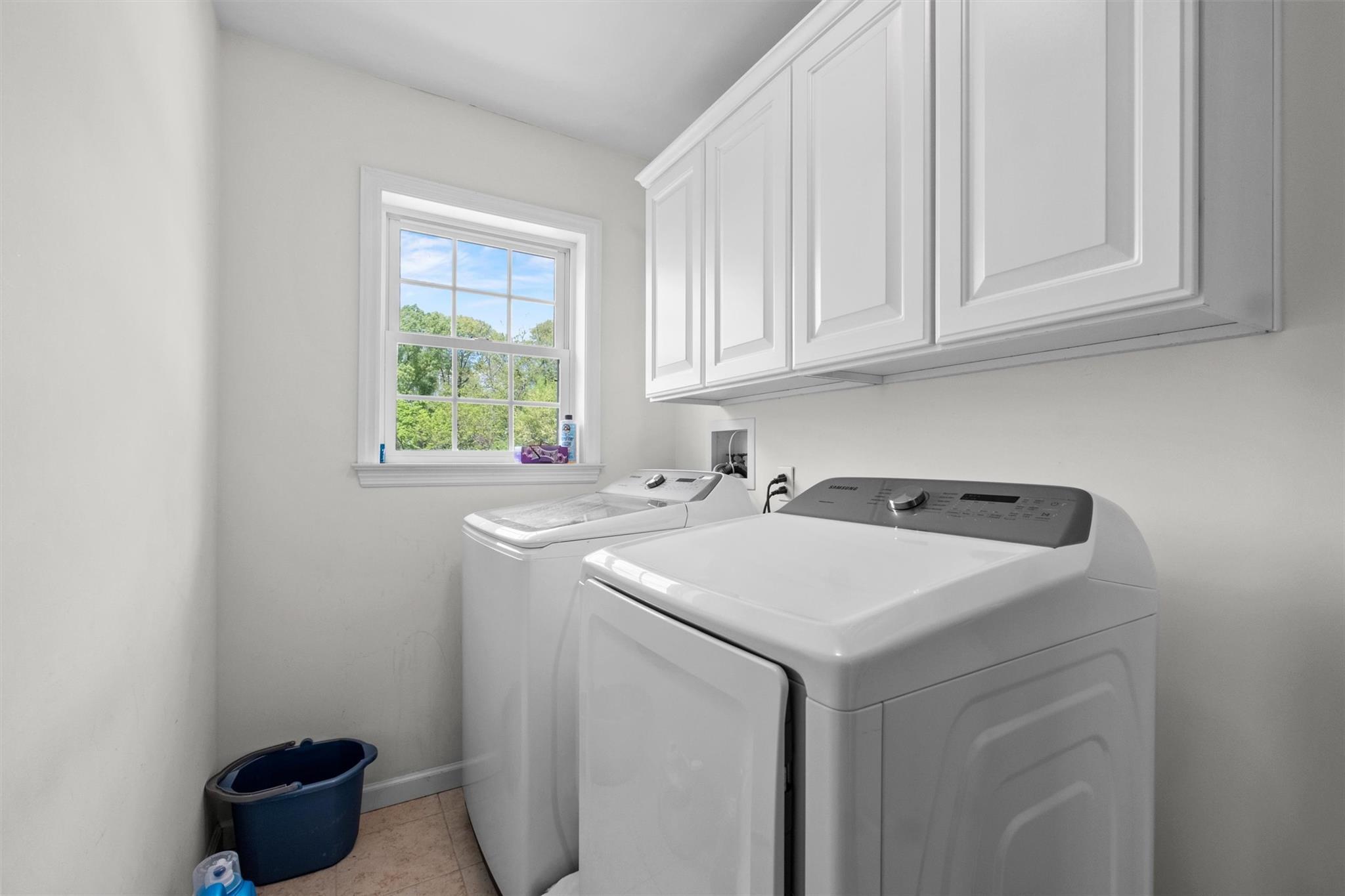 Single Family Oakwood  Westchester County, NY 10566, MLS-858701-24