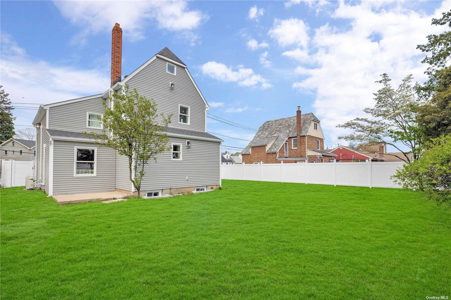 Single Family 1st  Nassau County, NY 11554, MLS-858704-24