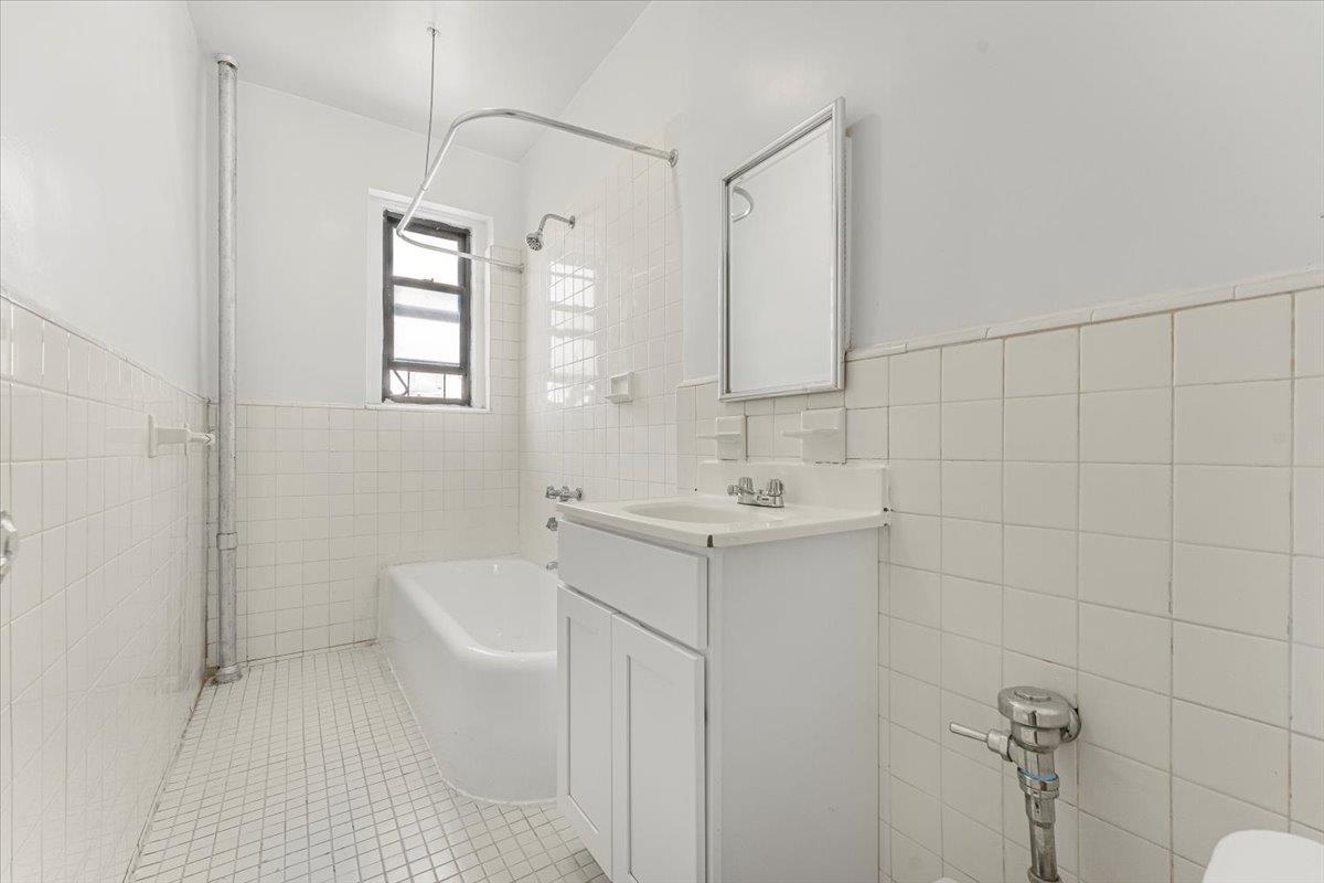 Coop Wayne  Bronx, NY 10467, MLS-858709-8