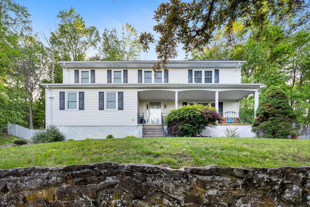 Single Family Sunny Ridge  Rockland County, NY 10977, MLS-858712-2