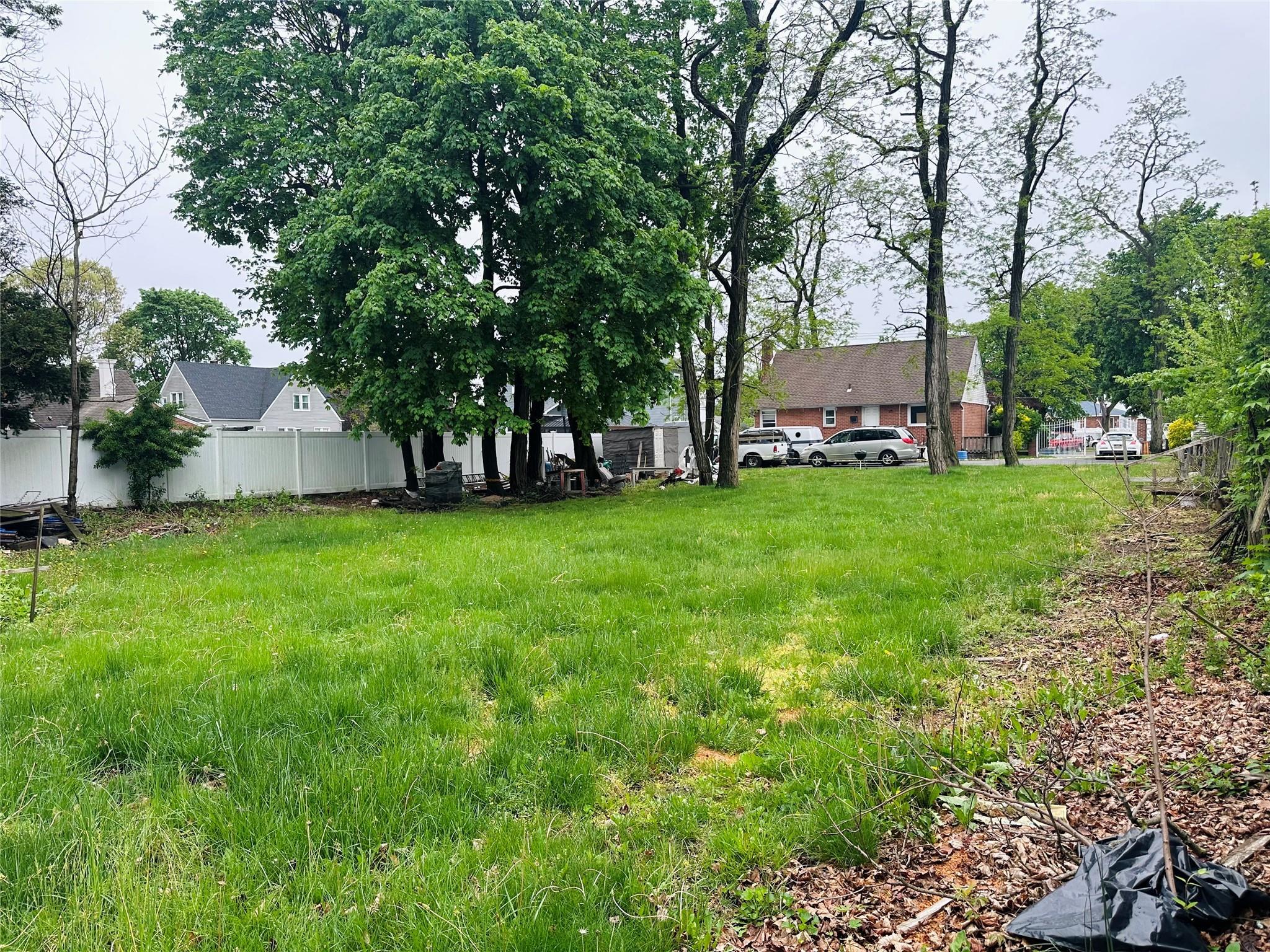 Single Family Park  Nassau County, NY 11575, MLS-858716-24
