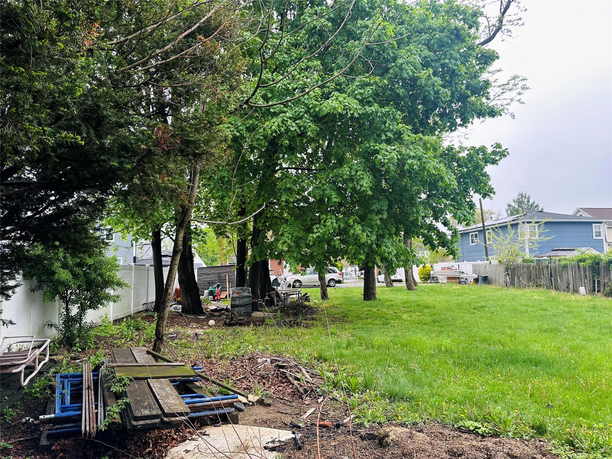 Single Family Park  Nassau County, NY 11575, MLS-858716-26