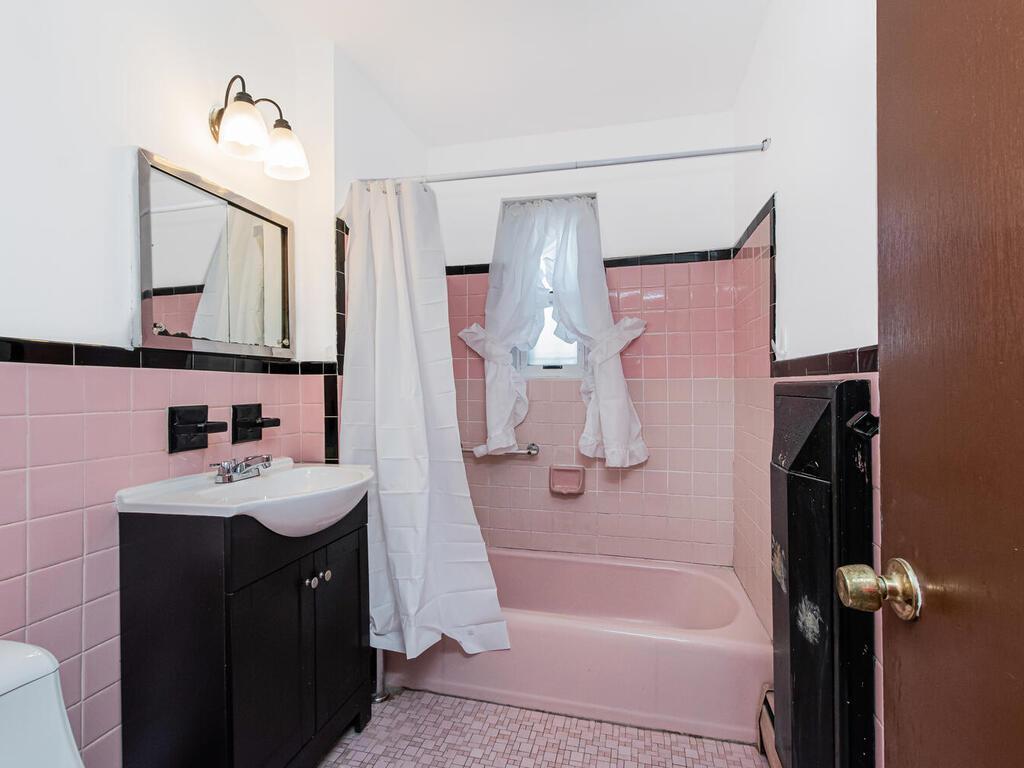 Single Family Grace  Bronx, NY 10469, MLS-858717-7