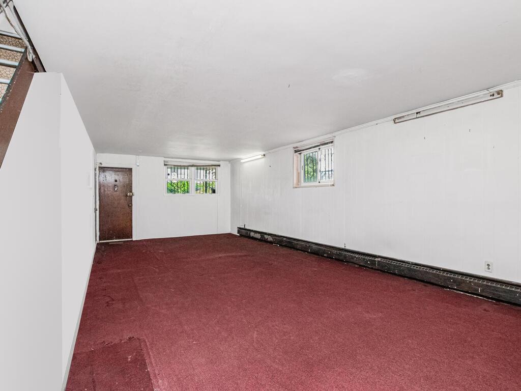 Single Family Grace  Bronx, NY 10469, MLS-858717-8