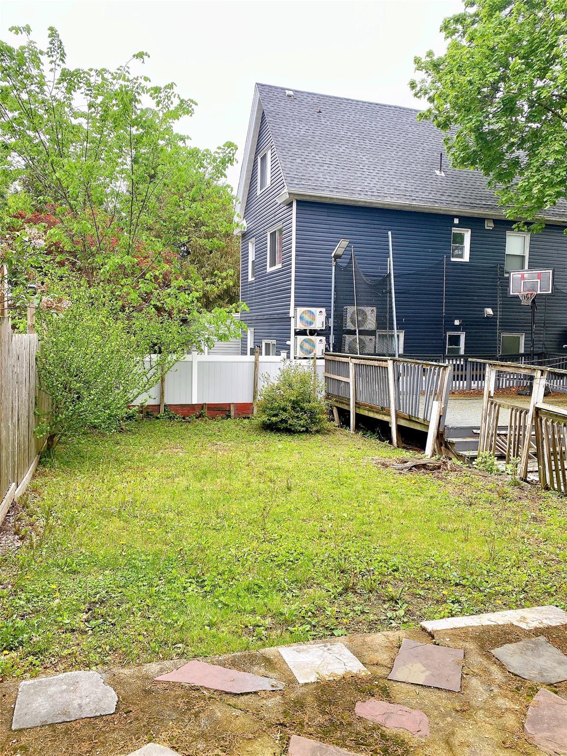 Single Family 13th Ave  Queens, NY 11356, MLS-858718-15