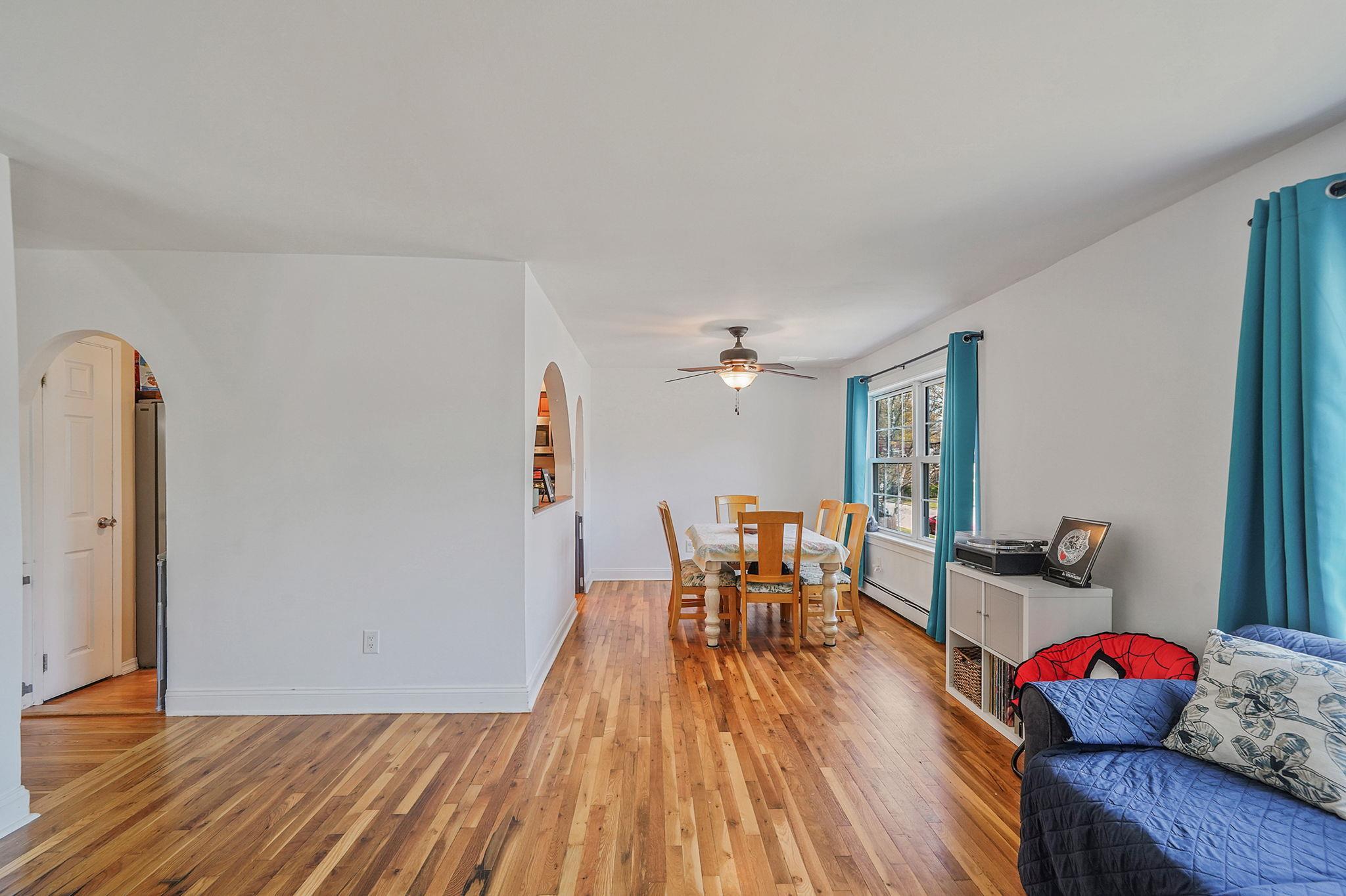 Single Family Maple  Suffolk County, NY 11763, MLS-858730-17