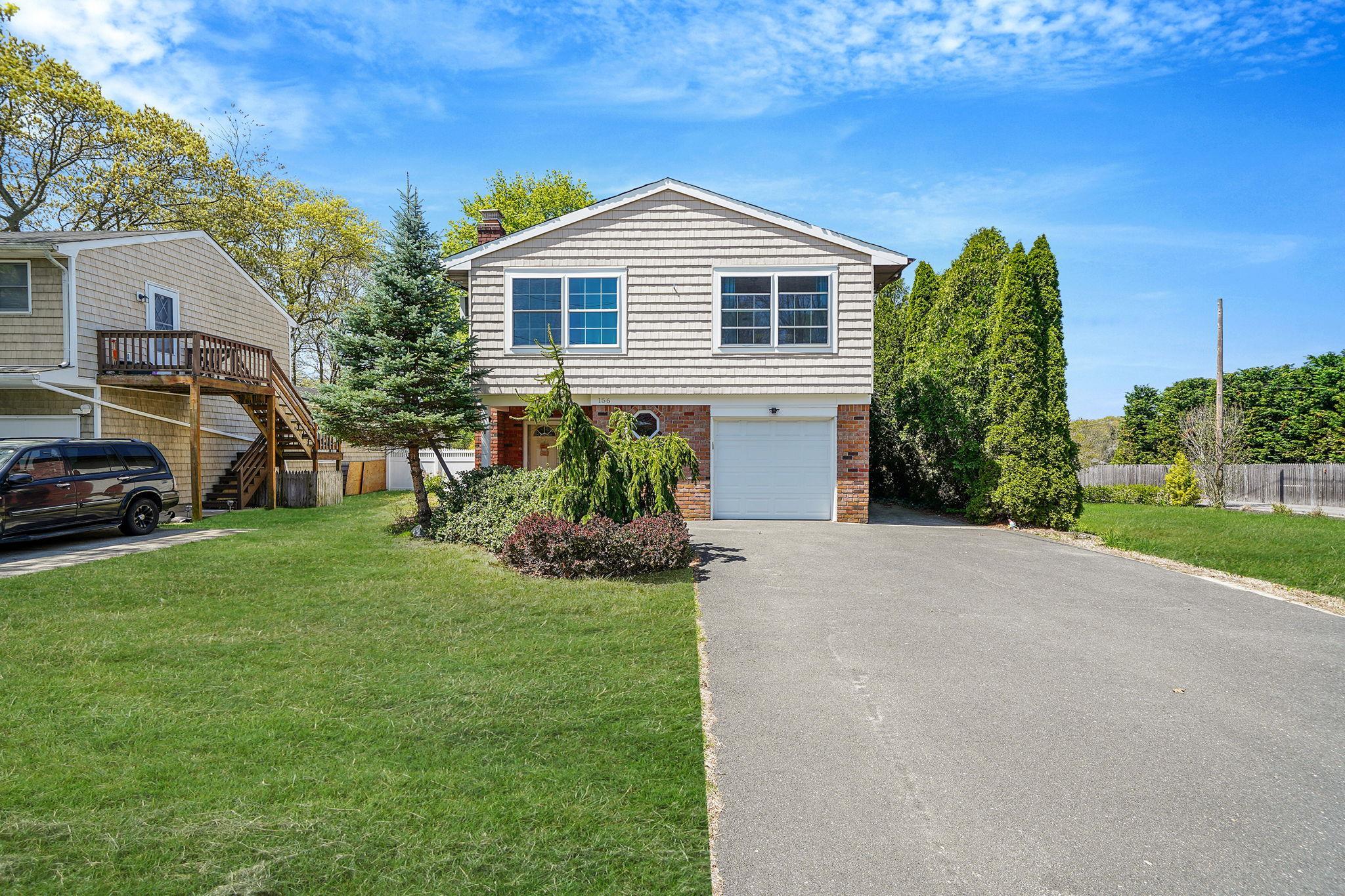 Single Family Maple  Suffolk County, NY 11763, MLS-858730-2