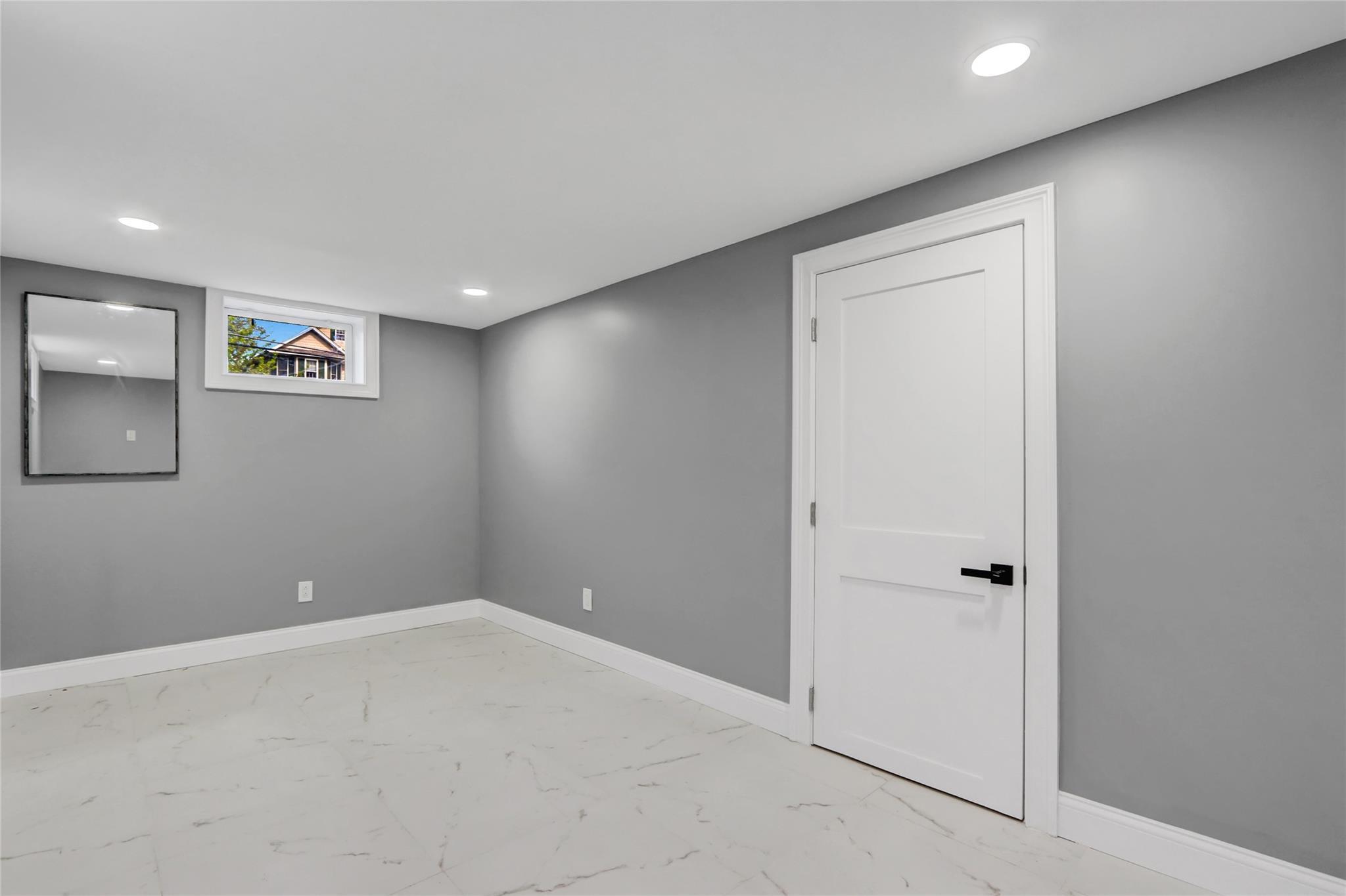 Single Family Ash  Suffolk County, NY 11743, MLS-858731-20