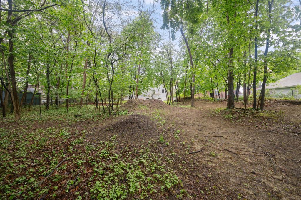 Single Family Woodhull  Suffolk County, NY 11901, MLS-858749-39