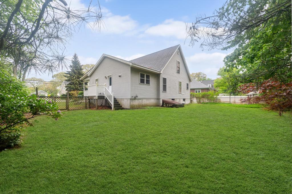 Single Family Woodhull  Suffolk County, NY 11901, MLS-858749-4