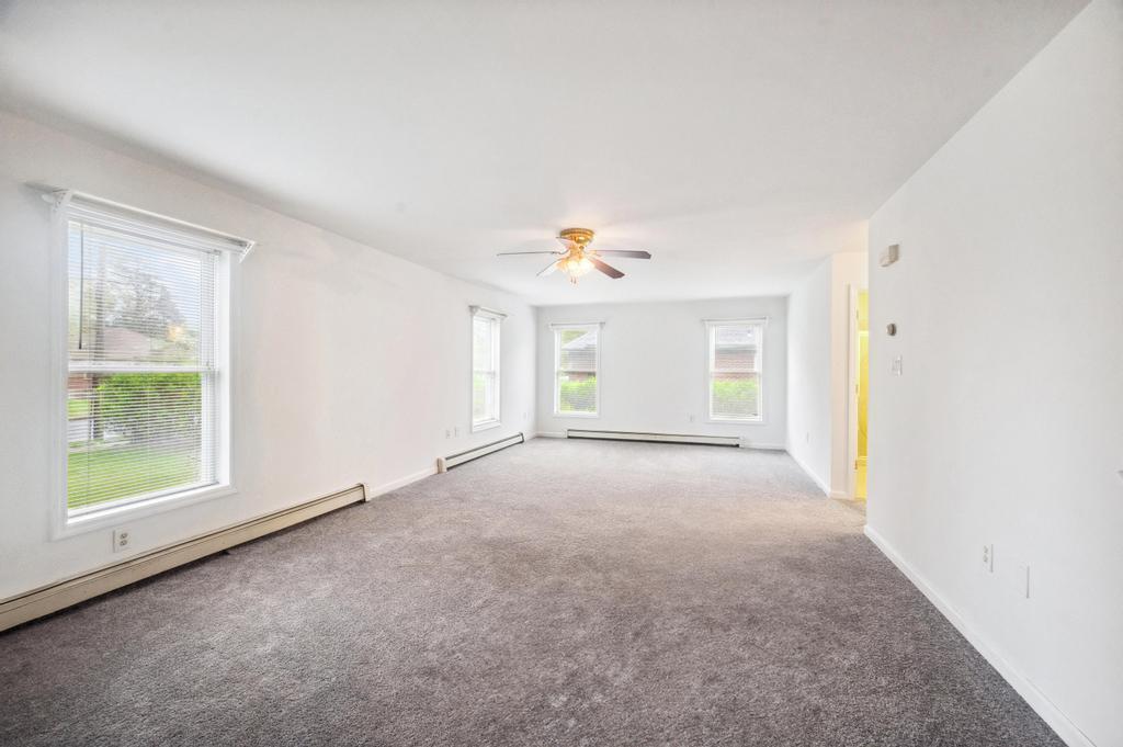 Single Family Woodhull  Suffolk County, NY 11901, MLS-858749-8