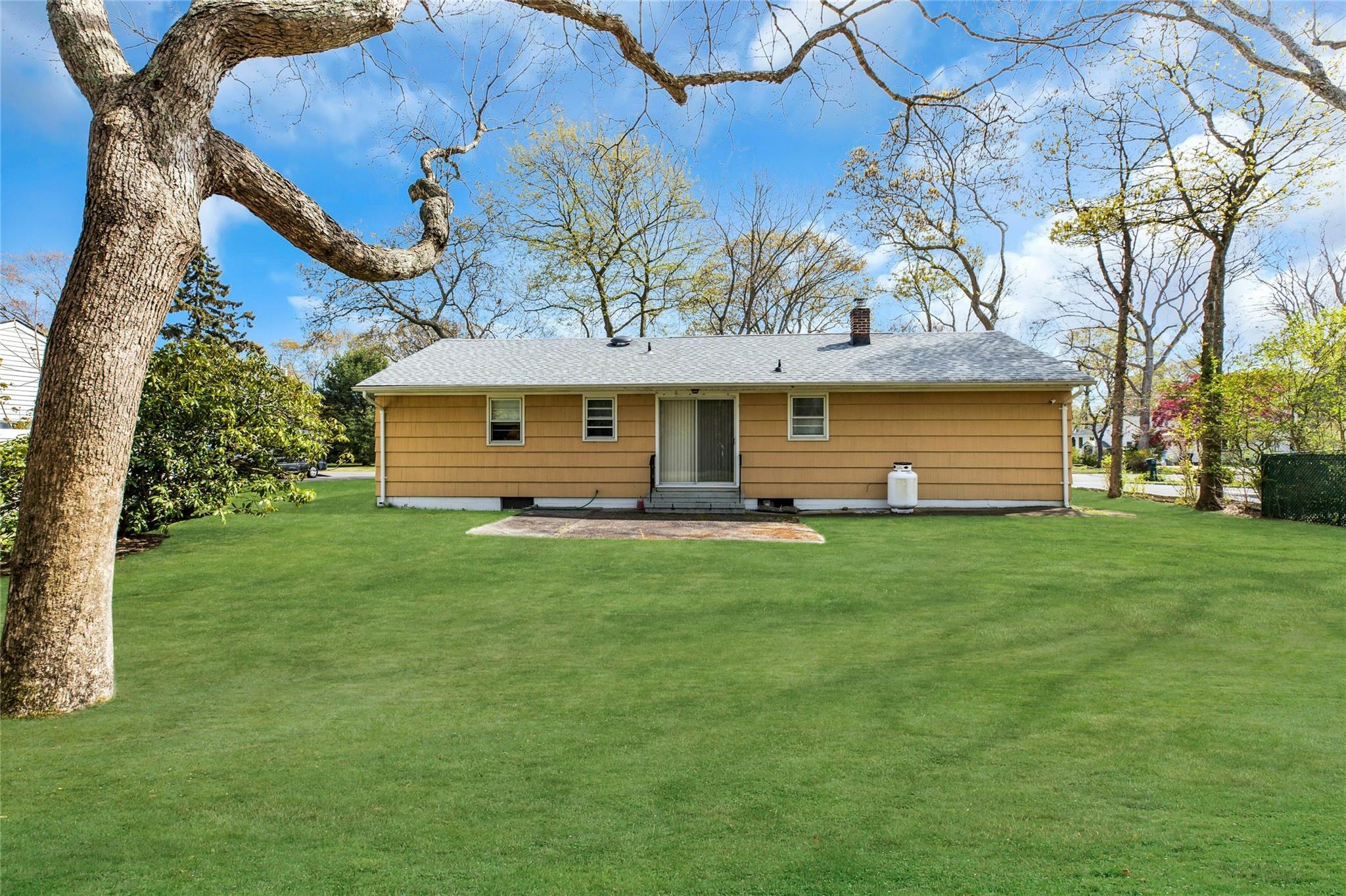 Single Family Harvard  Suffolk County, NY 11946, MLS-858753-20