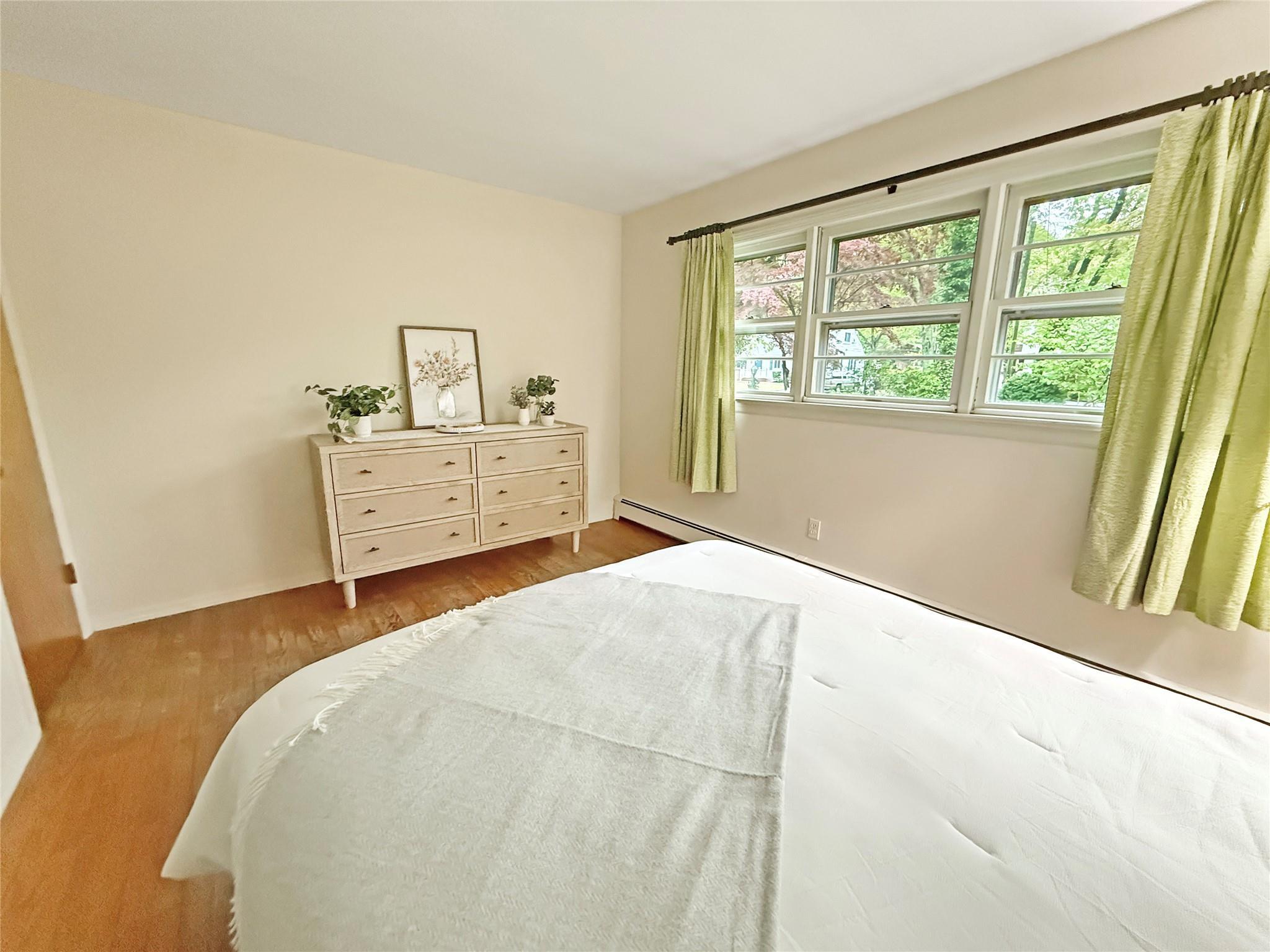 Single Family Hunter  Suffolk County, NY 11764, MLS-858755-16