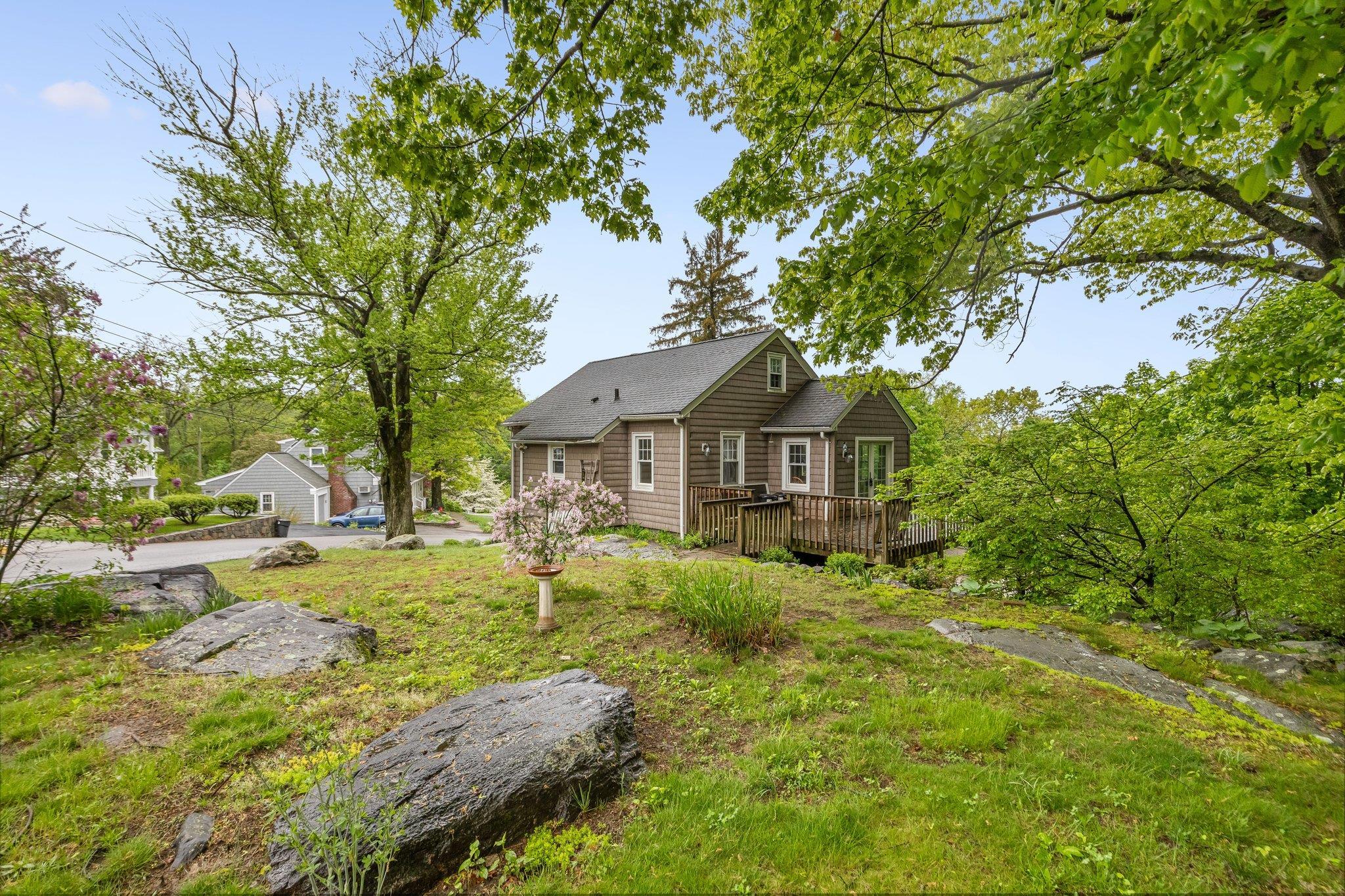 Single Family Oakwood  Westchester County, NY 10566, MLS-858767-19