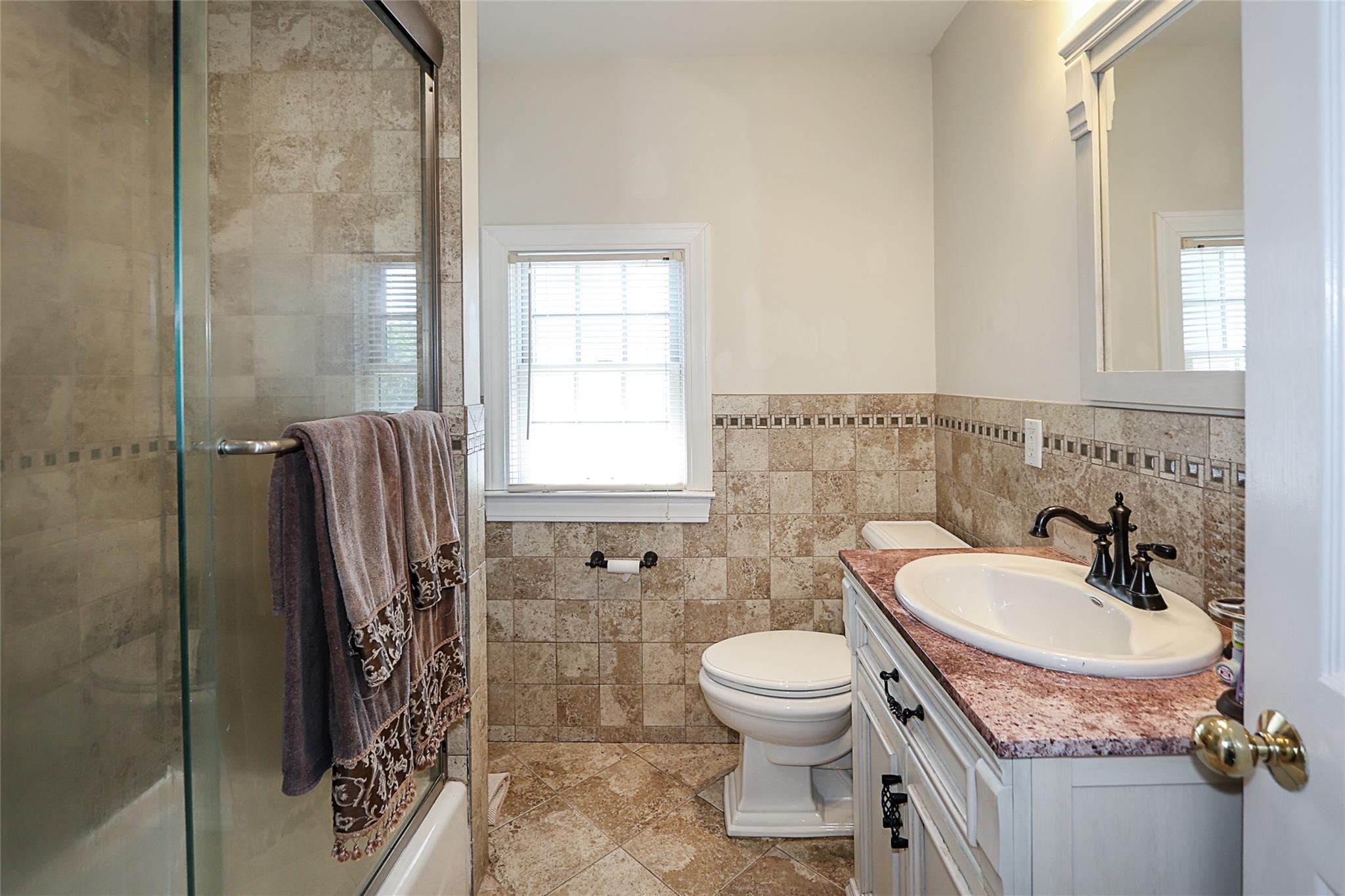 Single Family Cleveland  Nassau County, NY 11710, MLS-858775-26