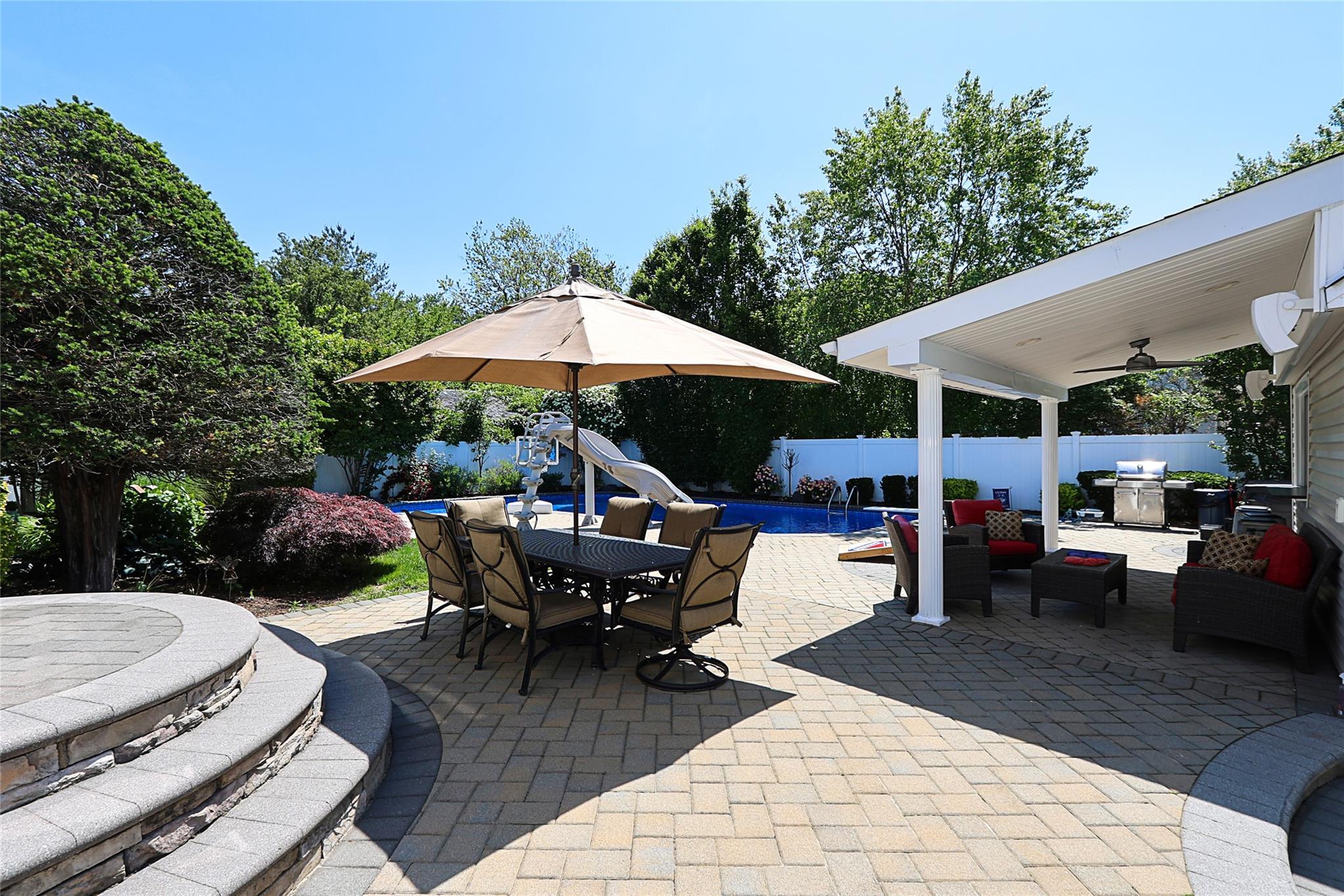 Single Family Cleveland  Nassau County, NY 11710, MLS-858775-29