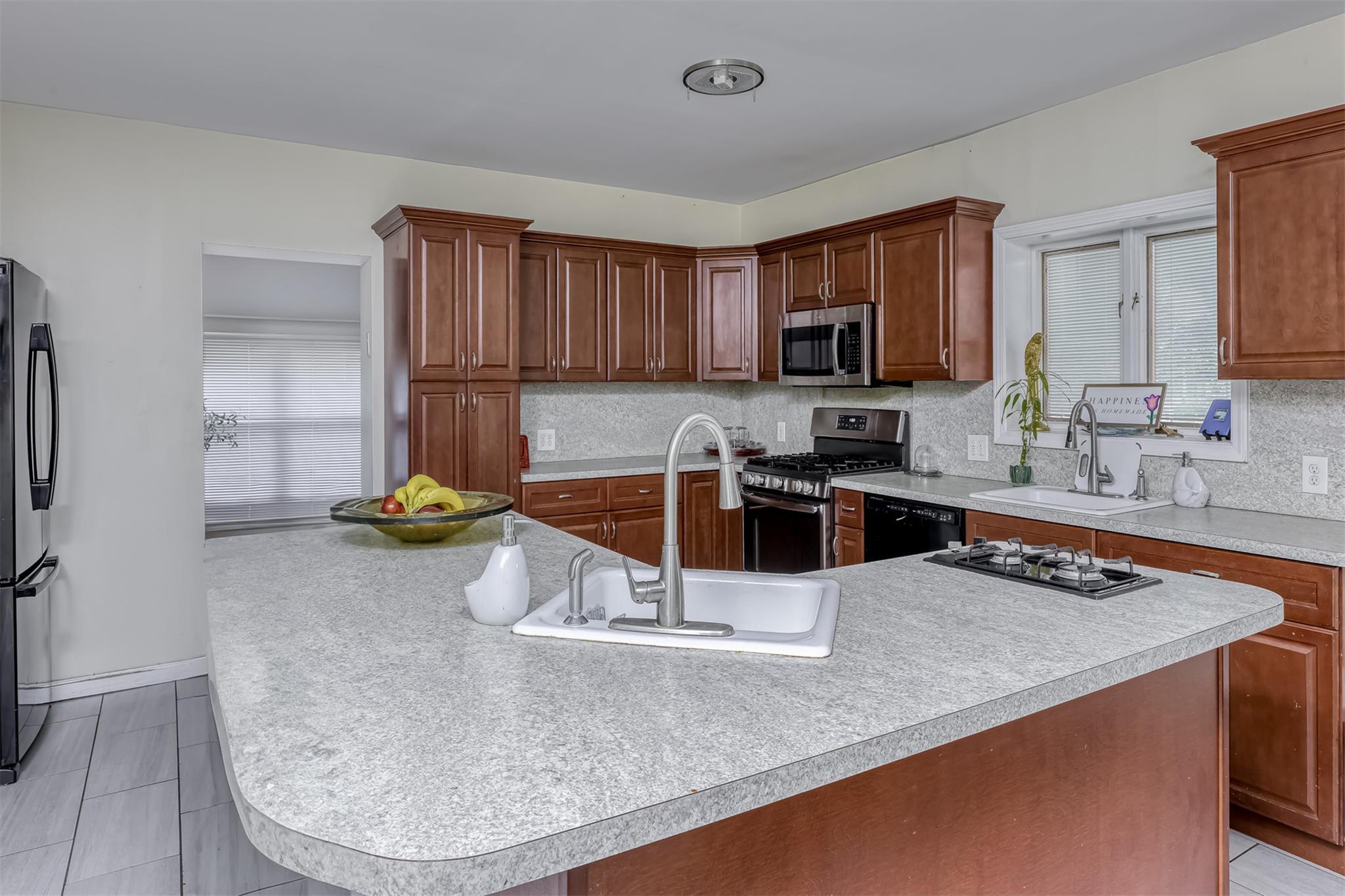 Single Family Norben  Rockland County, NY 10952, MLS-858788-7