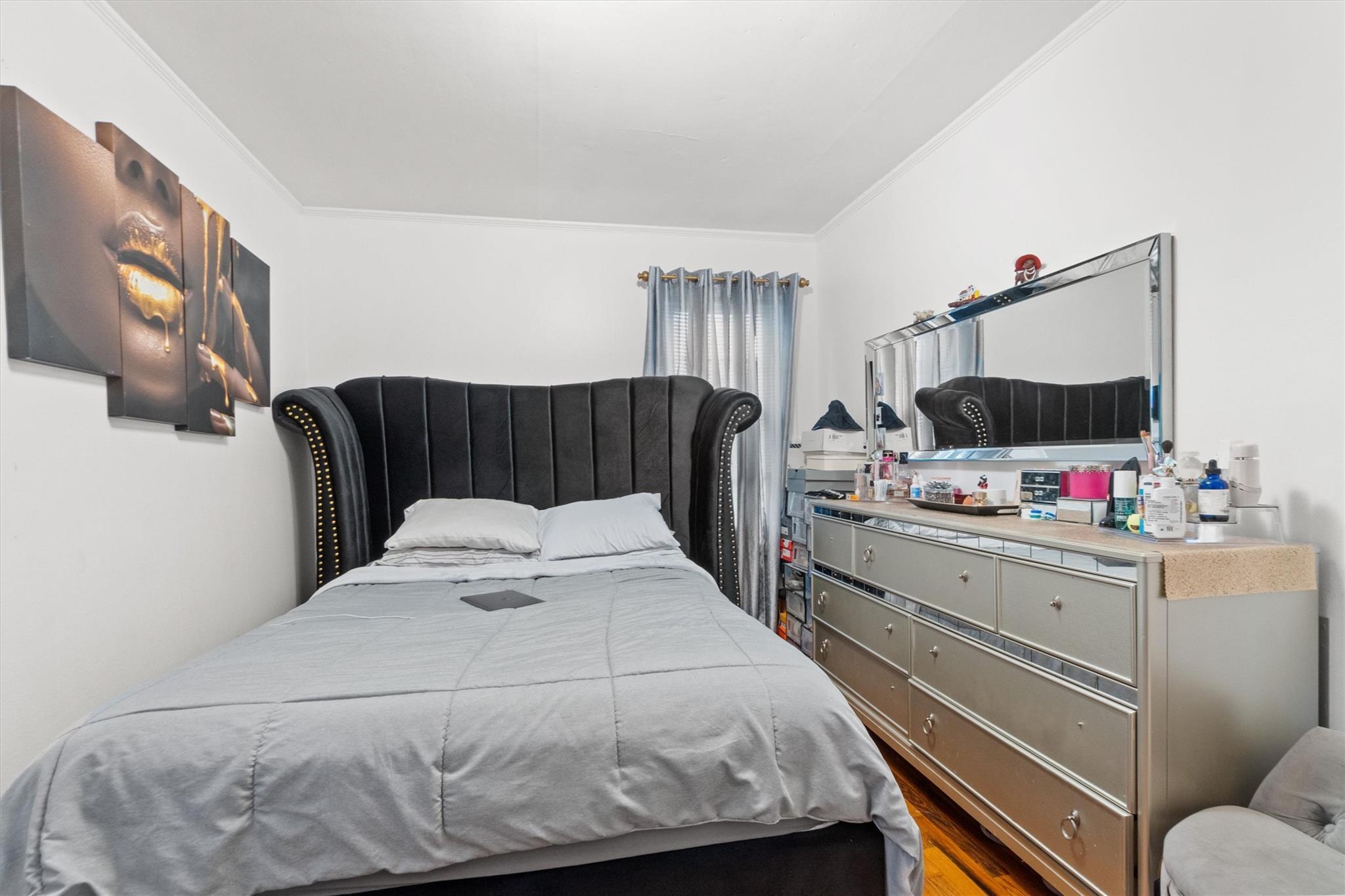 Single Family Throggs Neck  Bronx, NY 10465, MLS-858791-20