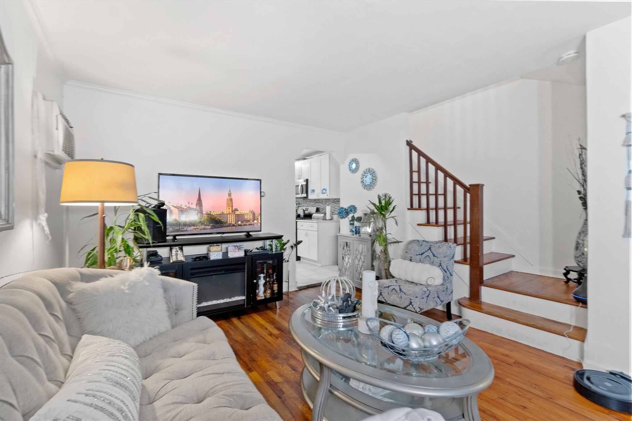 Single Family Throggs Neck  Bronx, NY 10465, MLS-858791-6