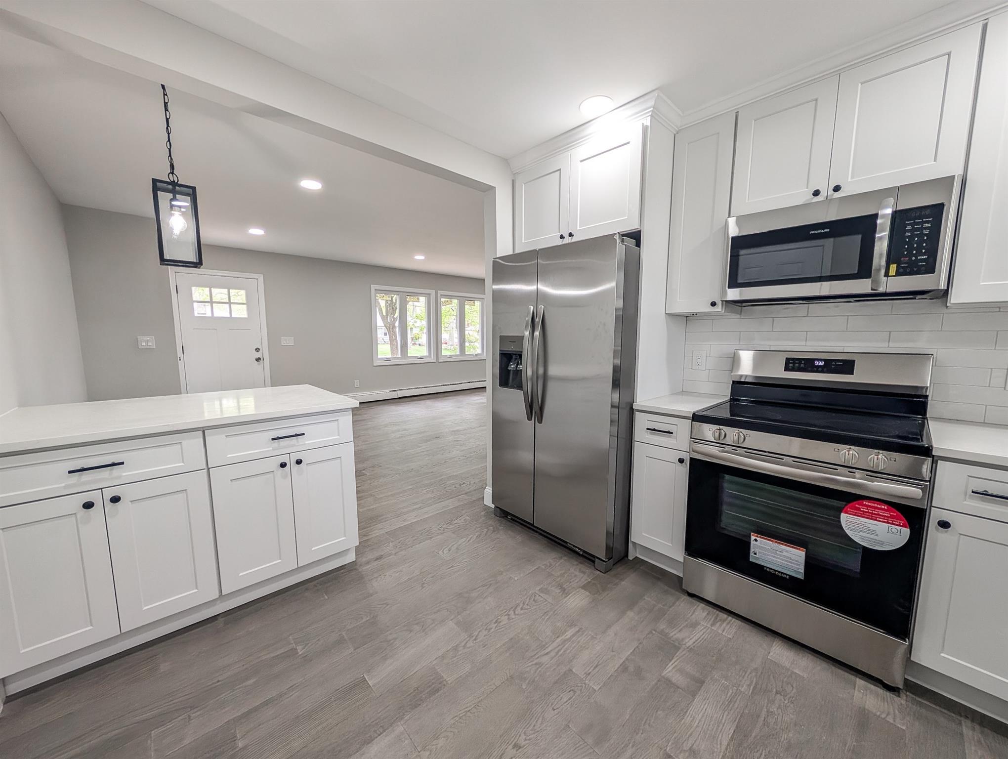Single Family Candido  Suffolk County, NY 11967, MLS-858799-7