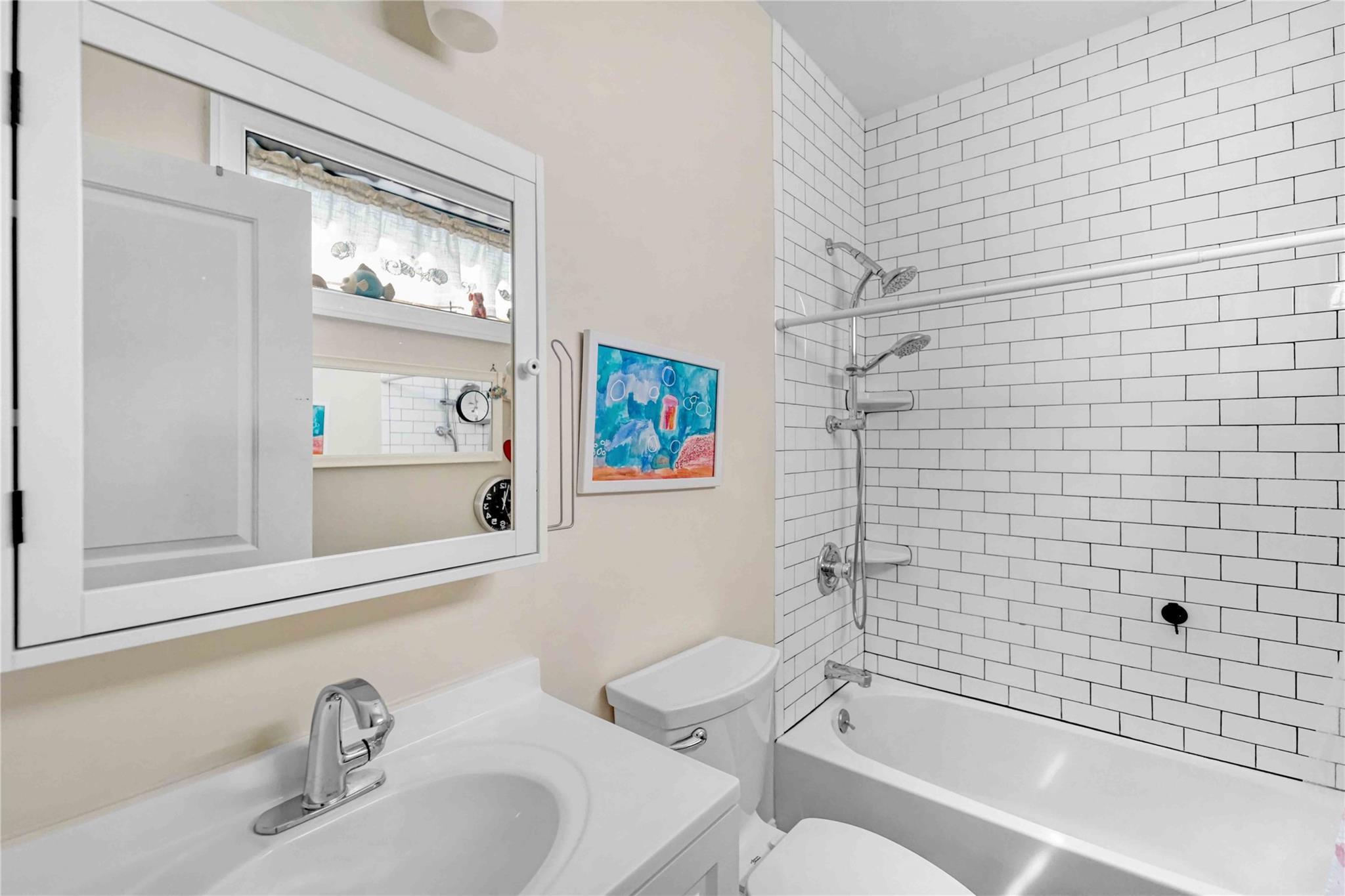 Single Family Laura Lee  Suffolk County, NY 11934, MLS-858821-17