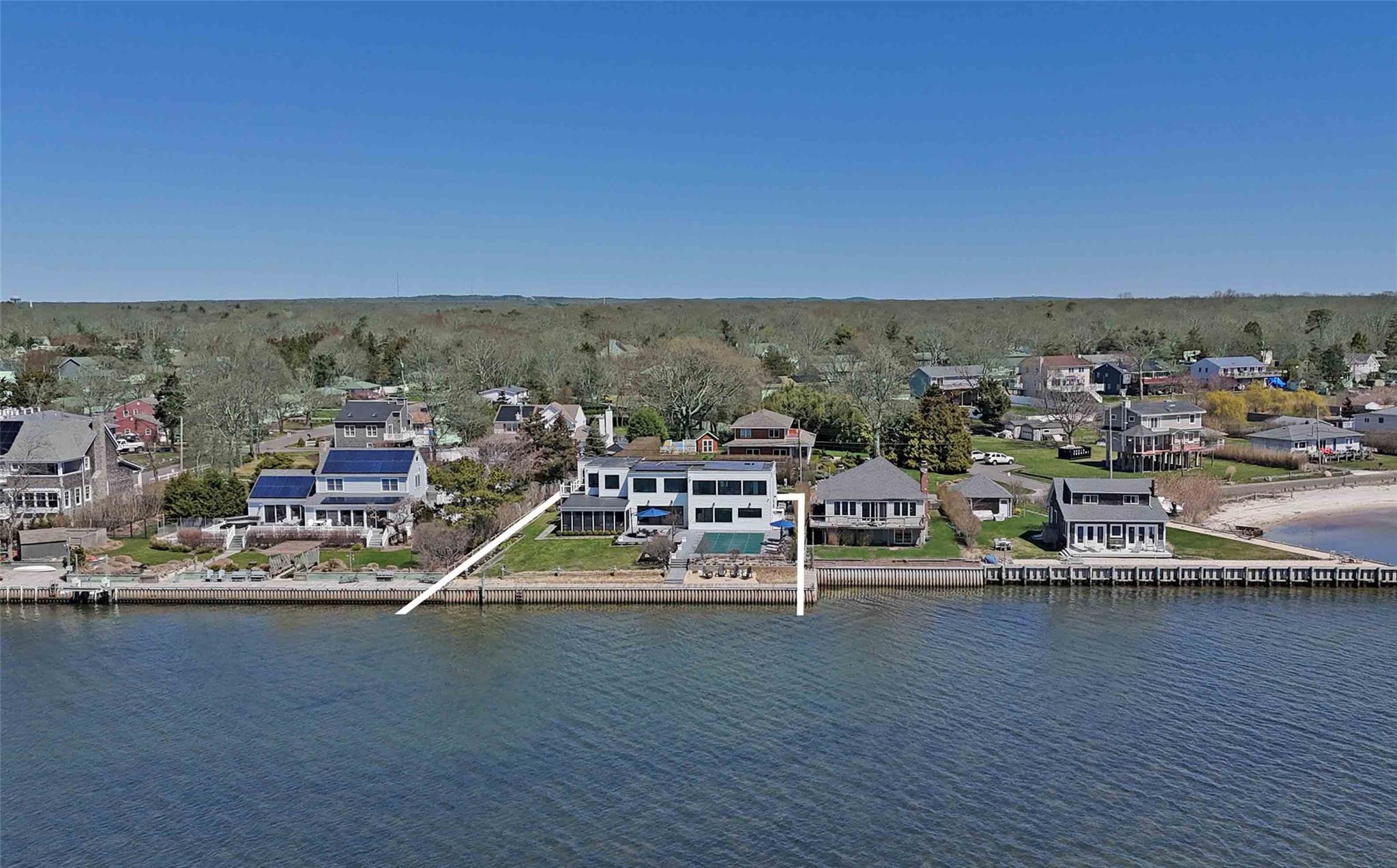 Single Family Laura Lee  Suffolk County, NY 11934, MLS-858821-2