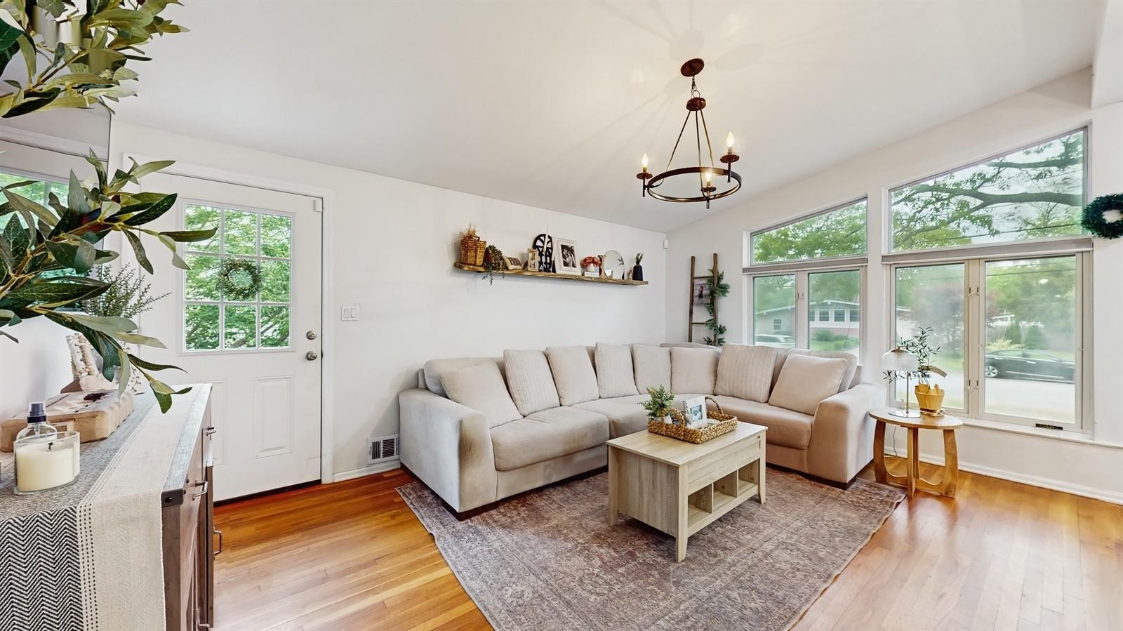 Single Family Renee  Suffolk County, NY 11705, MLS-858830-6
