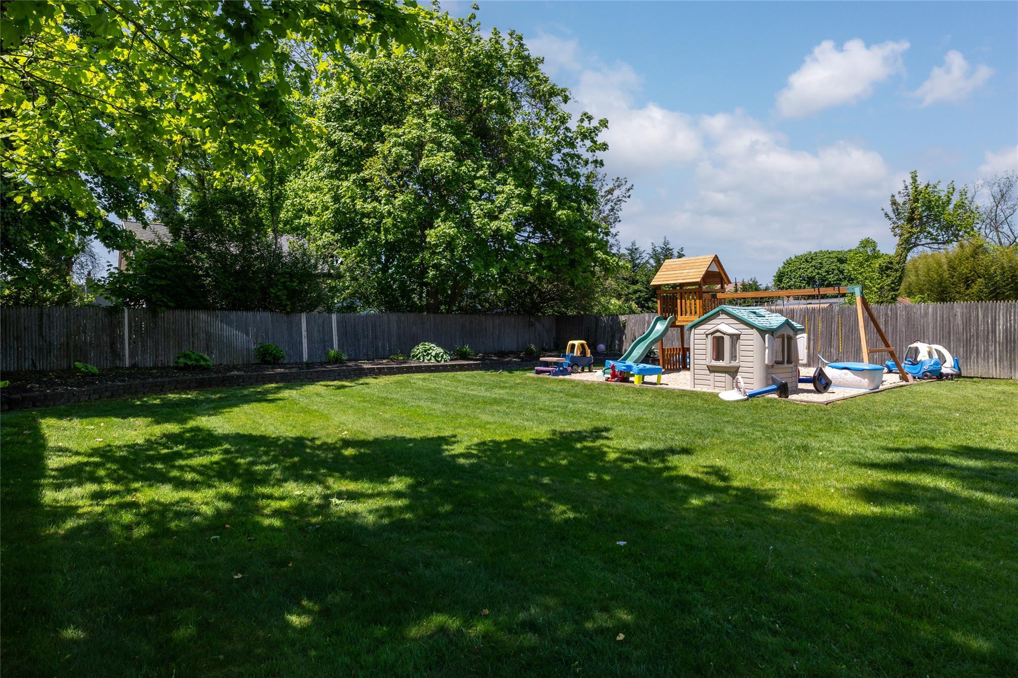 Single Family Macon  Suffolk County, NY 11782, MLS-858831-18