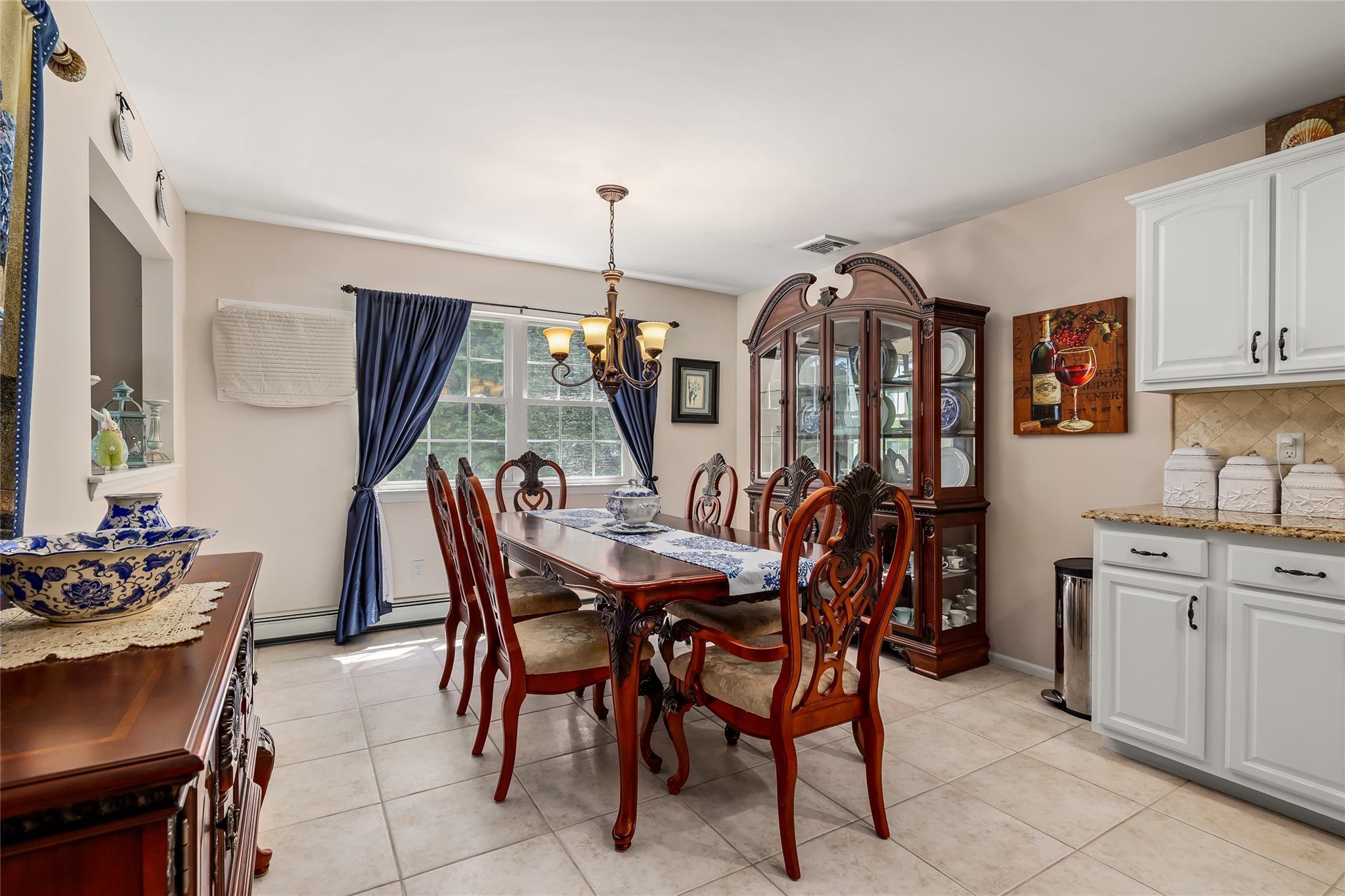 Single Family Macon  Suffolk County, NY 11782, MLS-858831-3