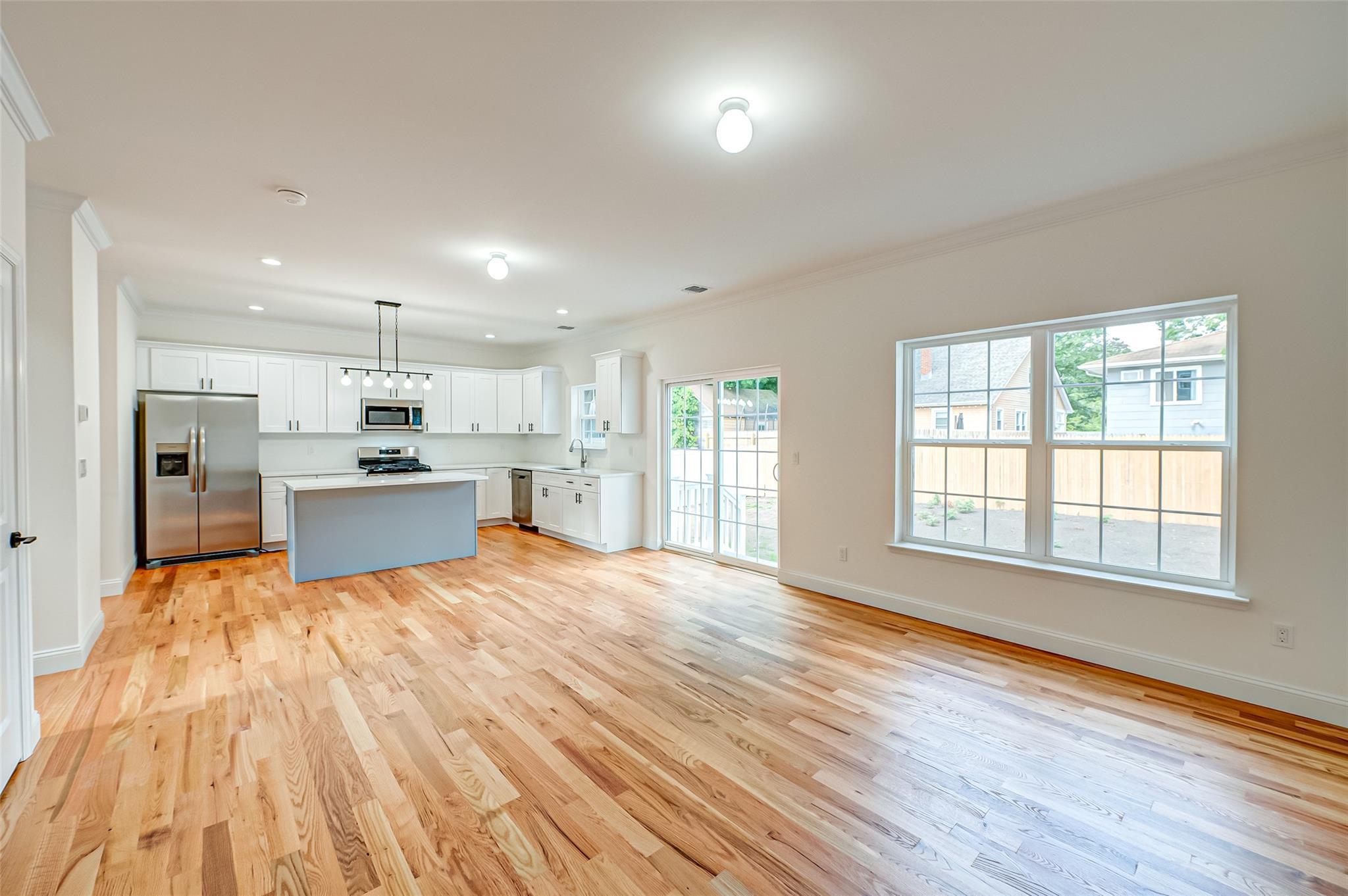 Single Family Maple  Suffolk County, NY 11776, MLS-858837-4