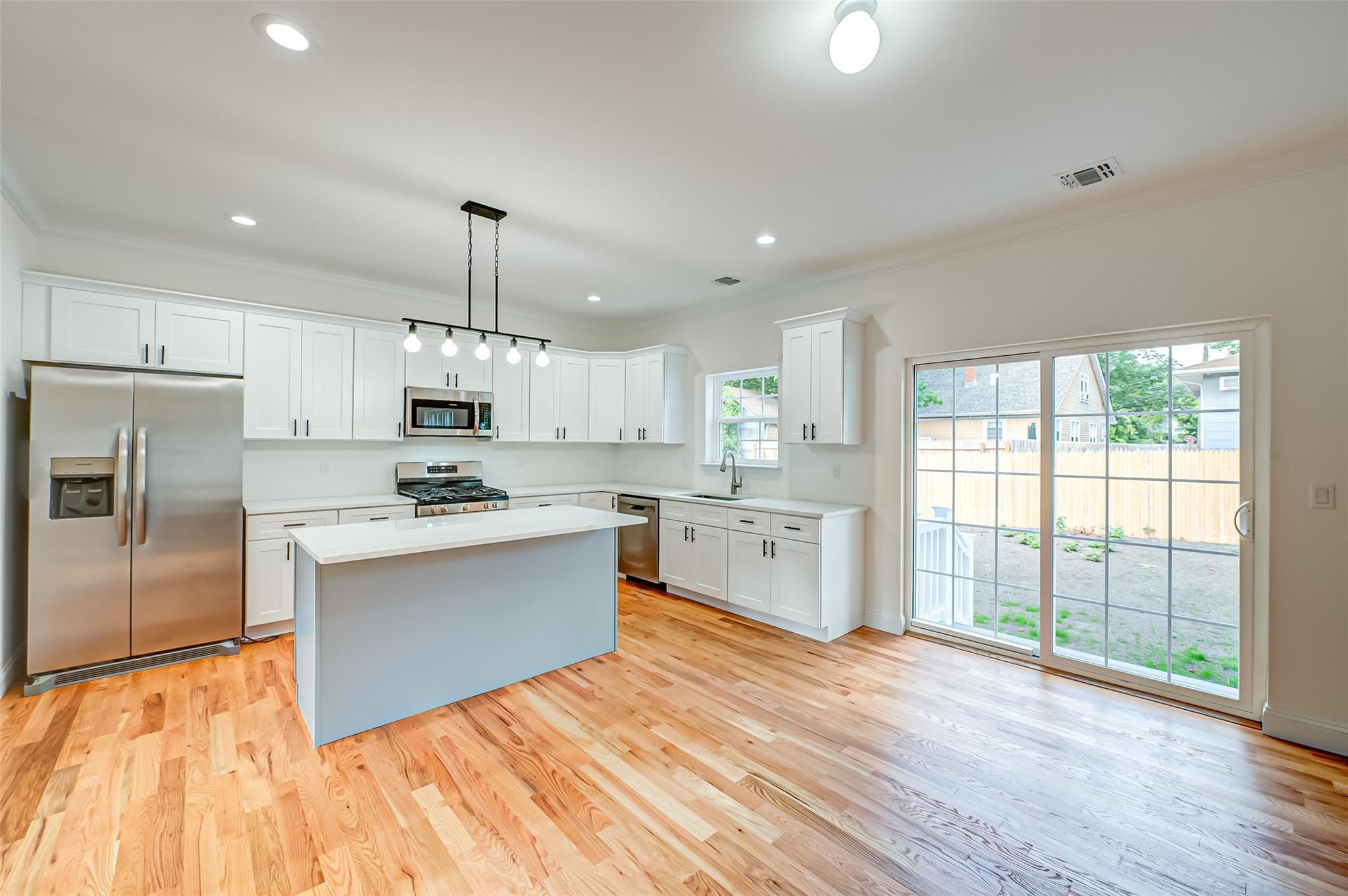 Single Family Maple  Suffolk County, NY 11776, MLS-858837-6