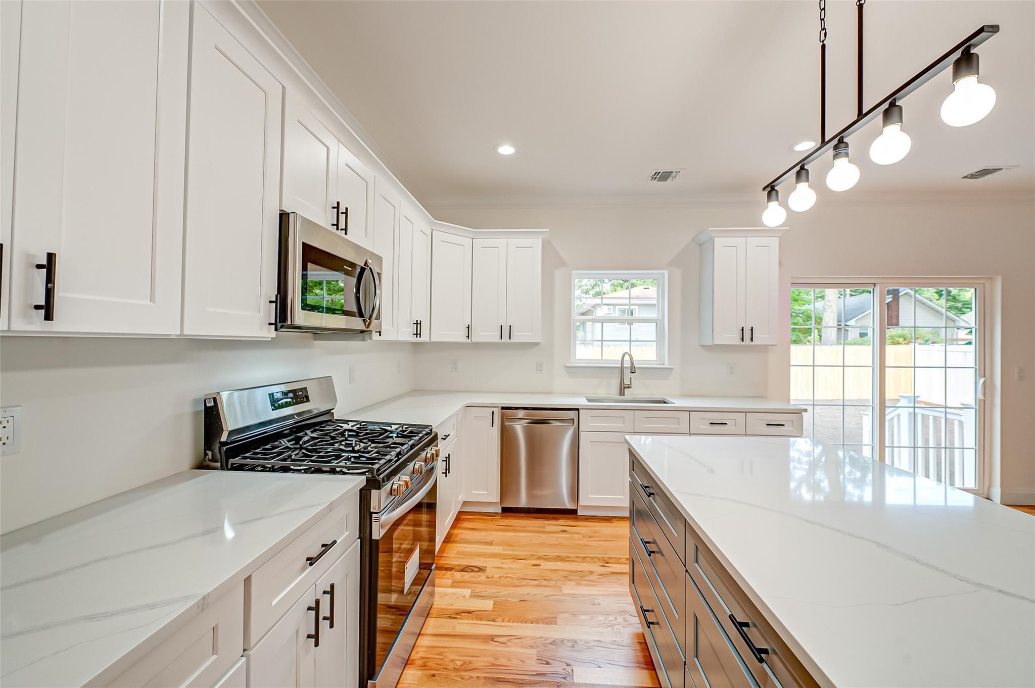 Single Family Maple  Suffolk County, NY 11776, MLS-858837-8