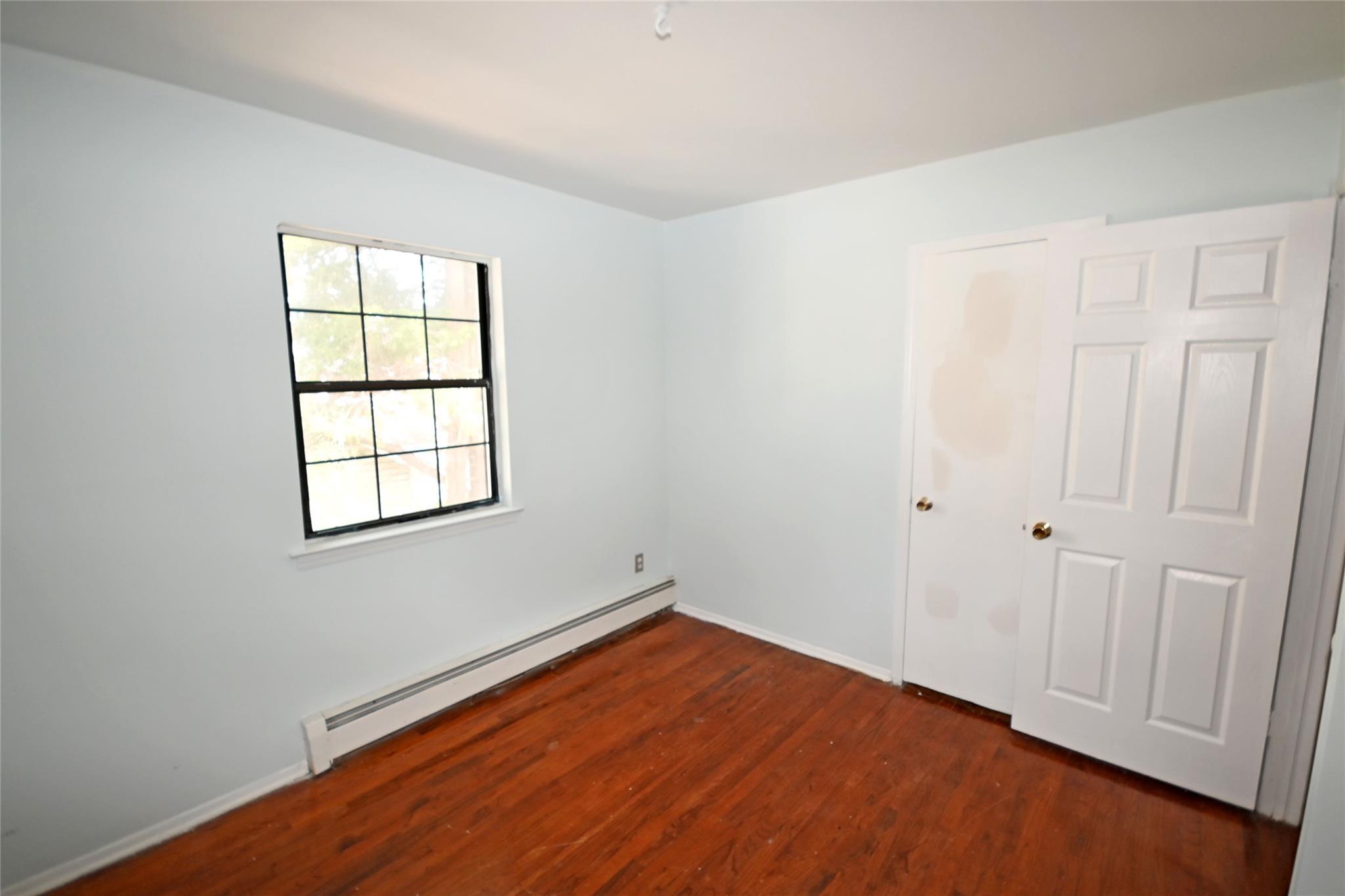 Single Family Manor  Nassau County, NY 11580, MLS-858841-29