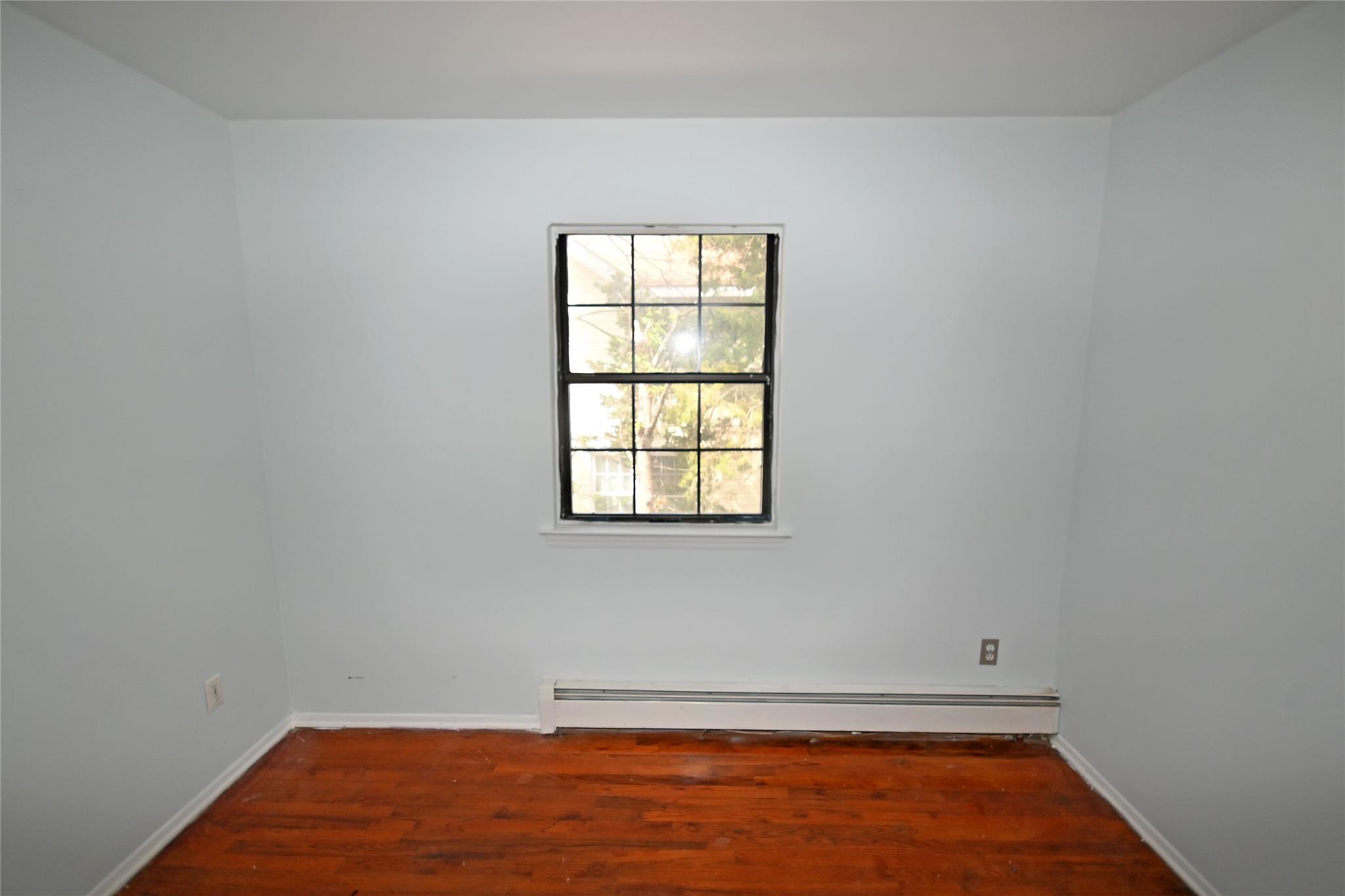 Single Family Manor  Nassau County, NY 11580, MLS-858841-30