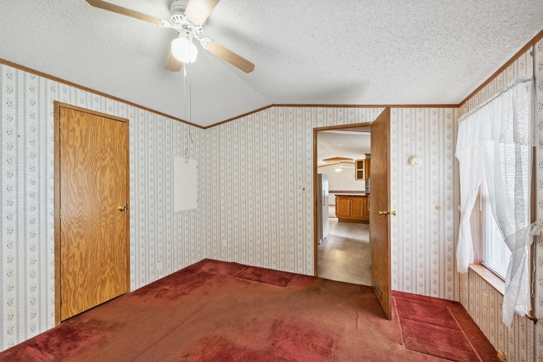 Single Family Oakview  Suffolk County, NY 11937, MLS-858854-5
