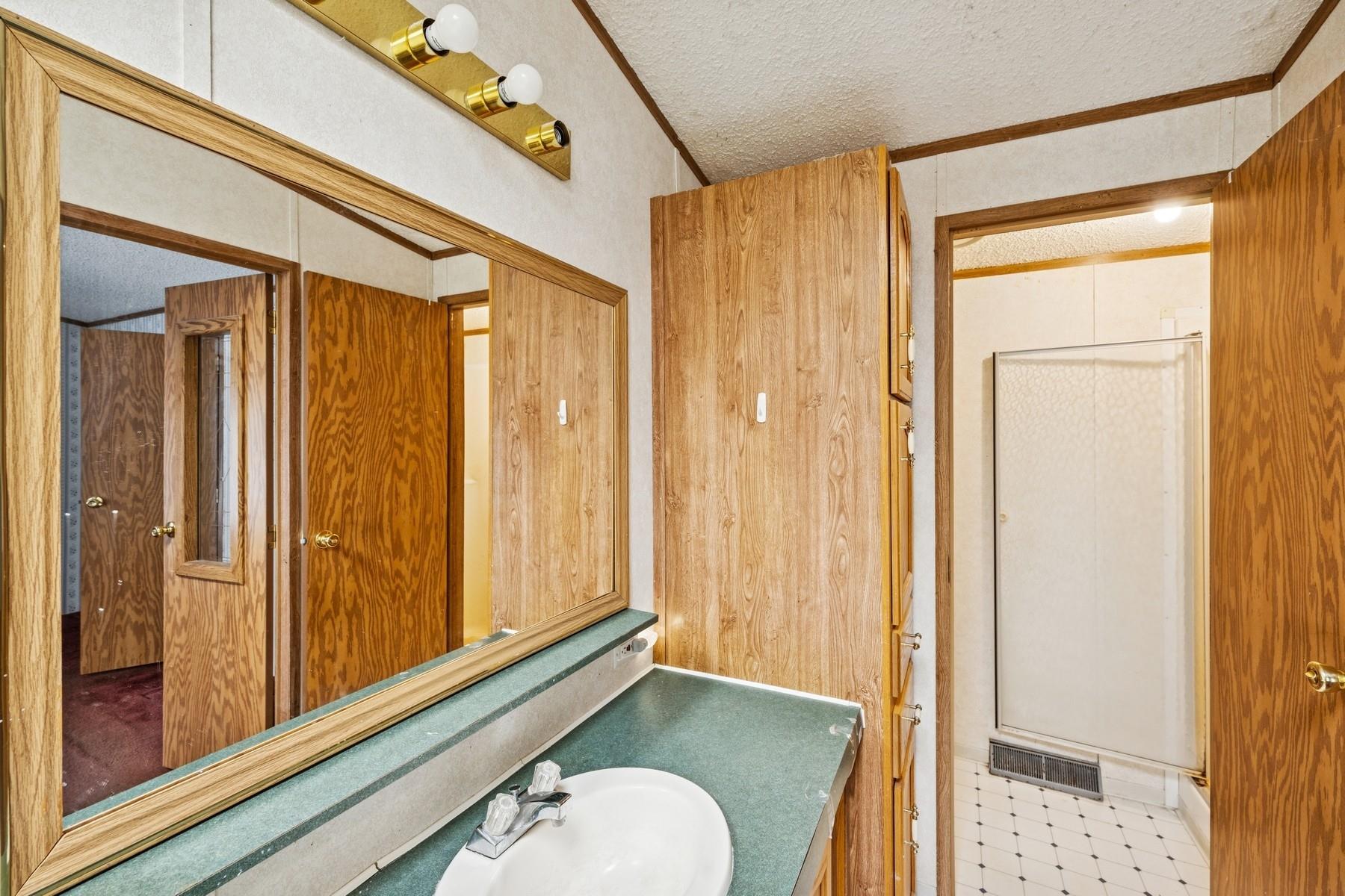 Single Family Oakview  Suffolk County, NY 11937, MLS-858854-6
