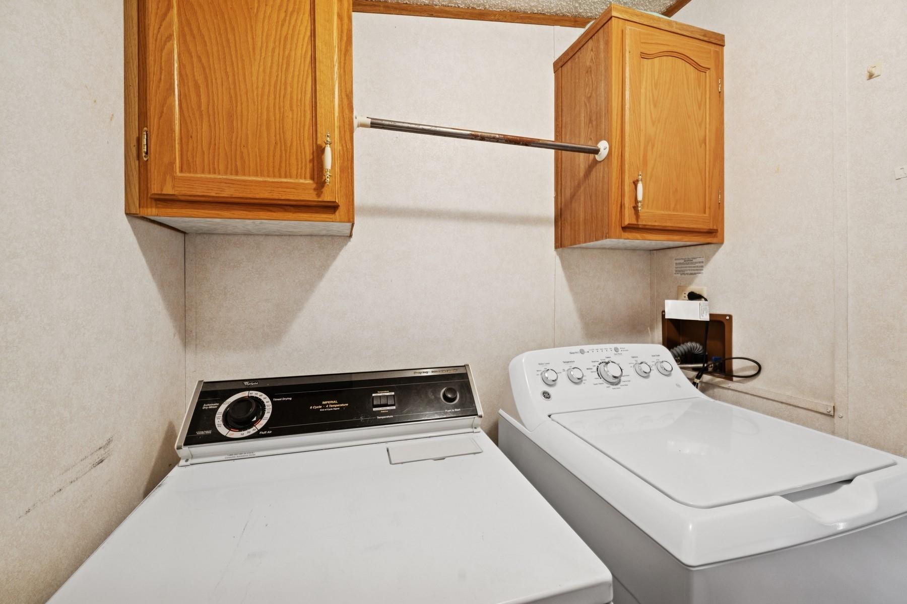 Single Family Oakview  Suffolk County, NY 11937, MLS-858854-7