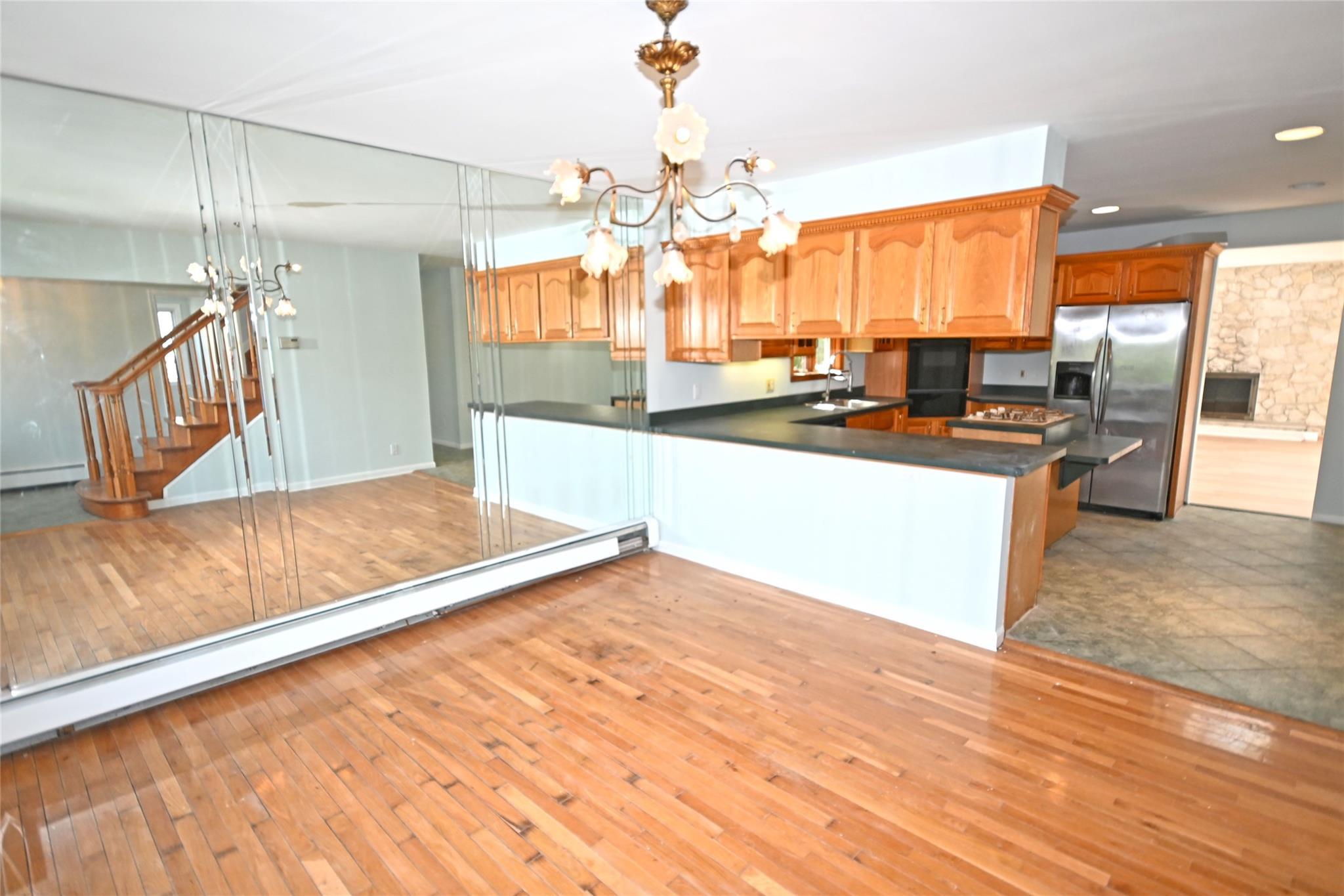Single Family Willow  Nassau County, NY 11793, MLS-858857-11