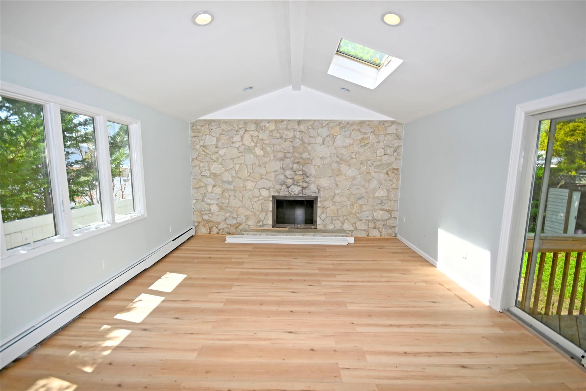 Single Family Willow  Nassau County, NY 11793, MLS-858857-25