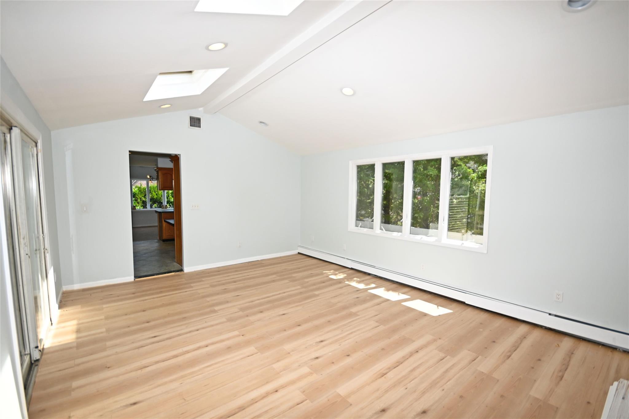 Single Family Willow  Nassau County, NY 11793, MLS-858857-29