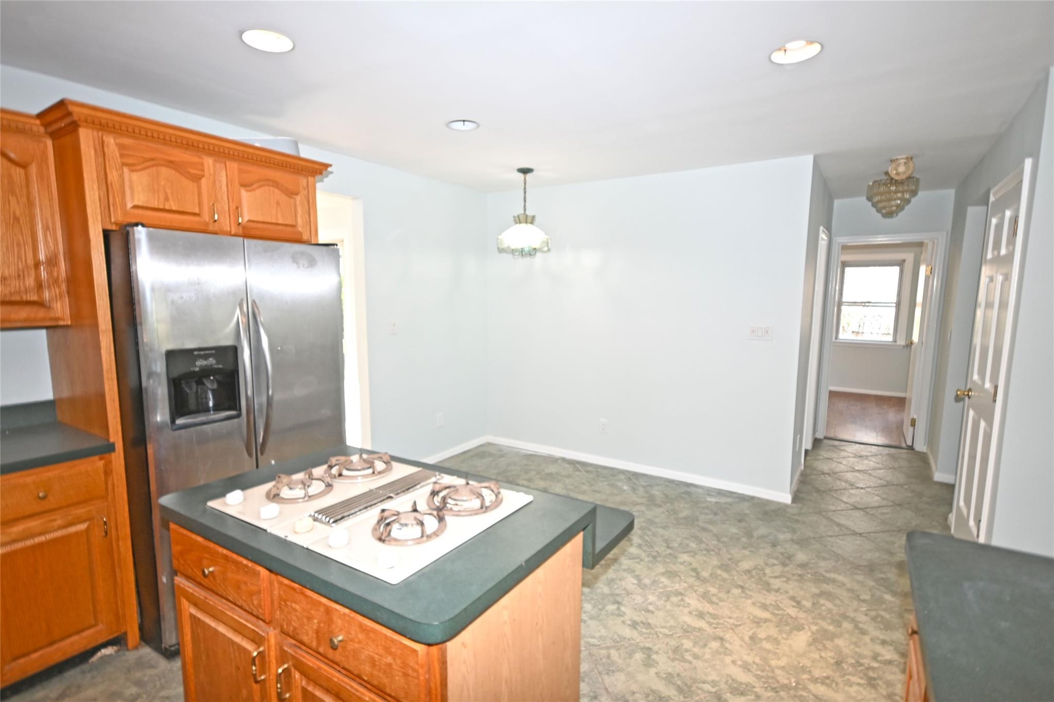 Single Family Willow  Nassau County, NY 11793, MLS-858857-6