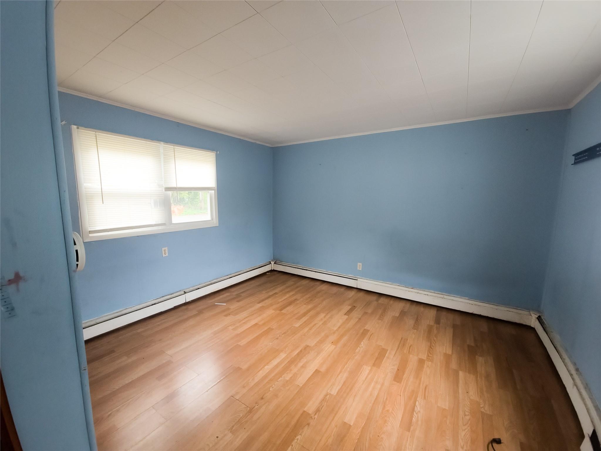 Single Family Mayfield  Suffolk County, NY 11951, MLS-858884-10