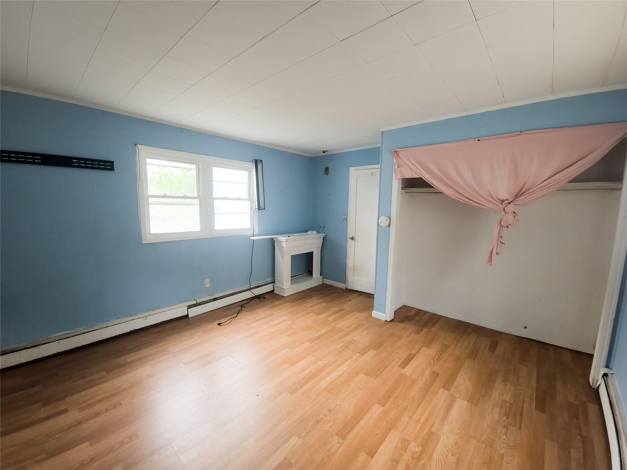 Single Family Mayfield  Suffolk County, NY 11951, MLS-858884-11