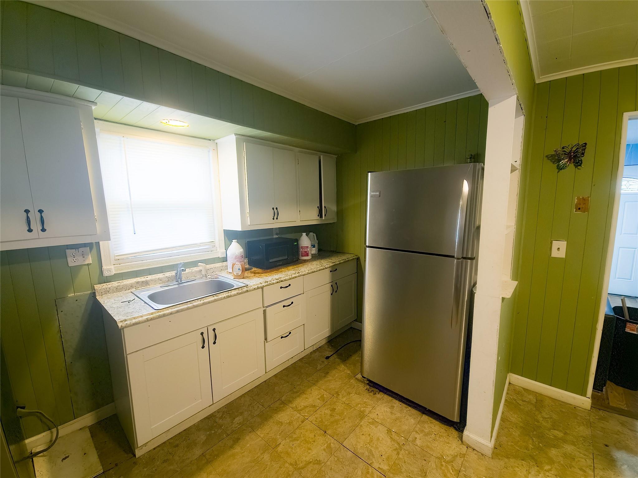 Single Family Mayfield  Suffolk County, NY 11951, MLS-858884-6