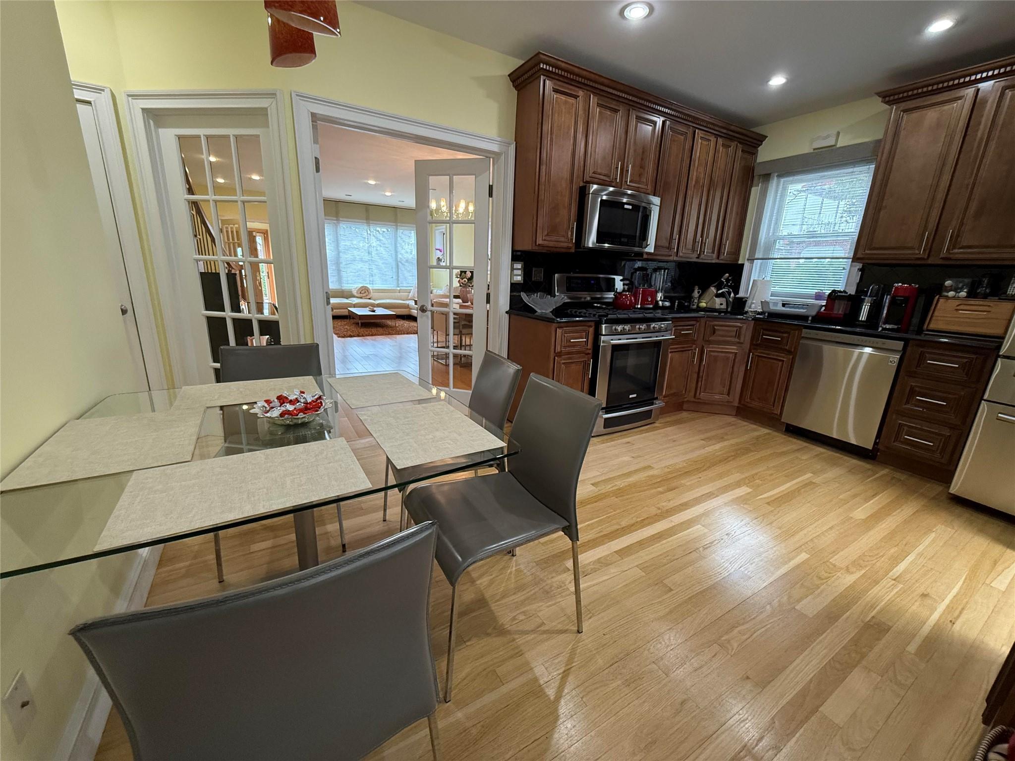 Single Family Penelope  Queens, NY 11379, MLS-858906-11